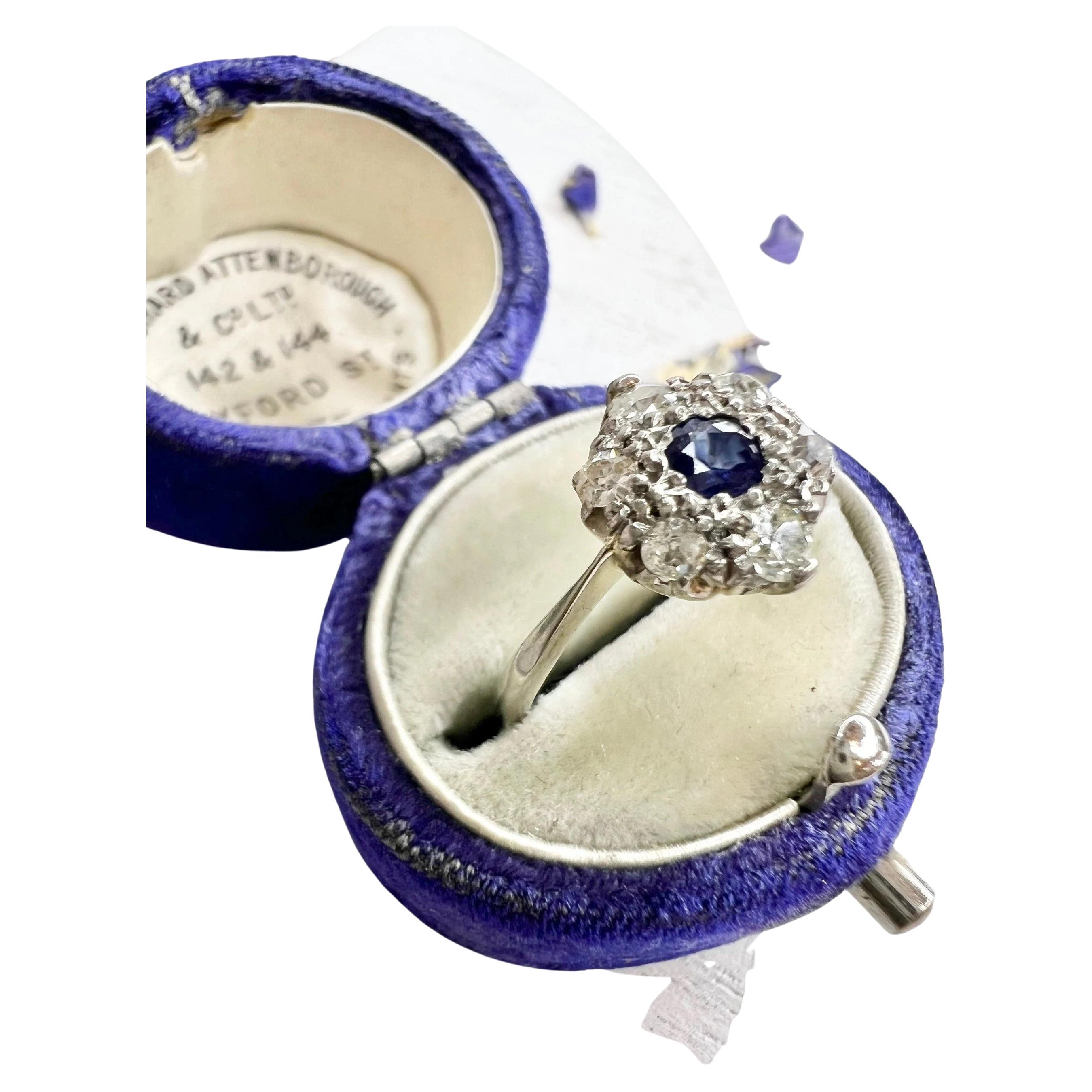 Vintage 1940’s Sapphire & Diamond Daisy Ring For Sale