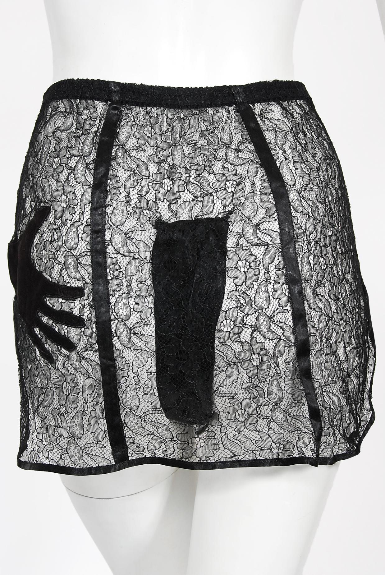 Vintage 1940's Schiaparelli Inspired 'Hands On' Silk Appliqué Lace Bra & Panties 6