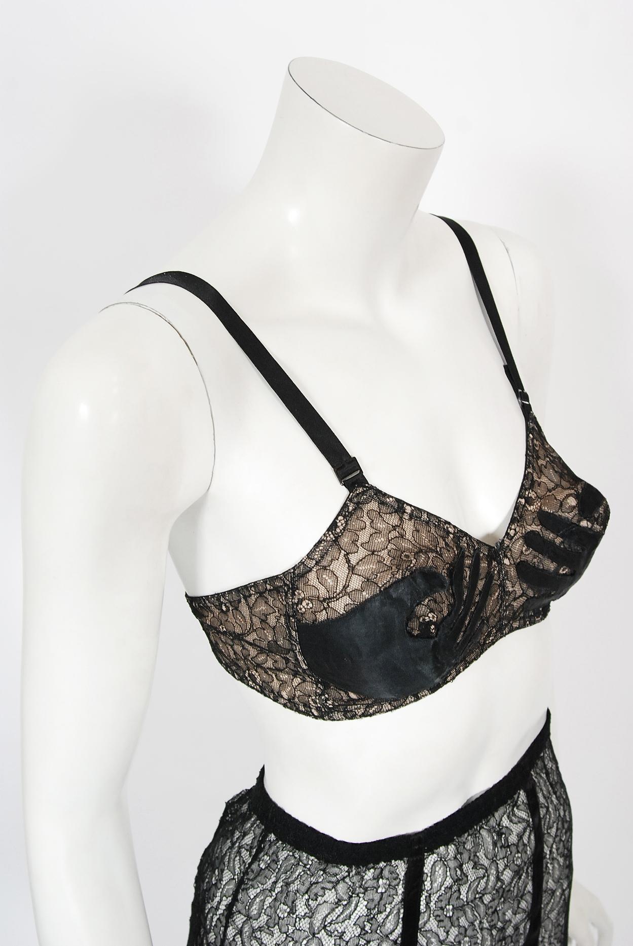 Vintage 1940's Schiaparelli Inspired 'Hands On' Silk Appliqué Lace Bra & Panties 2
