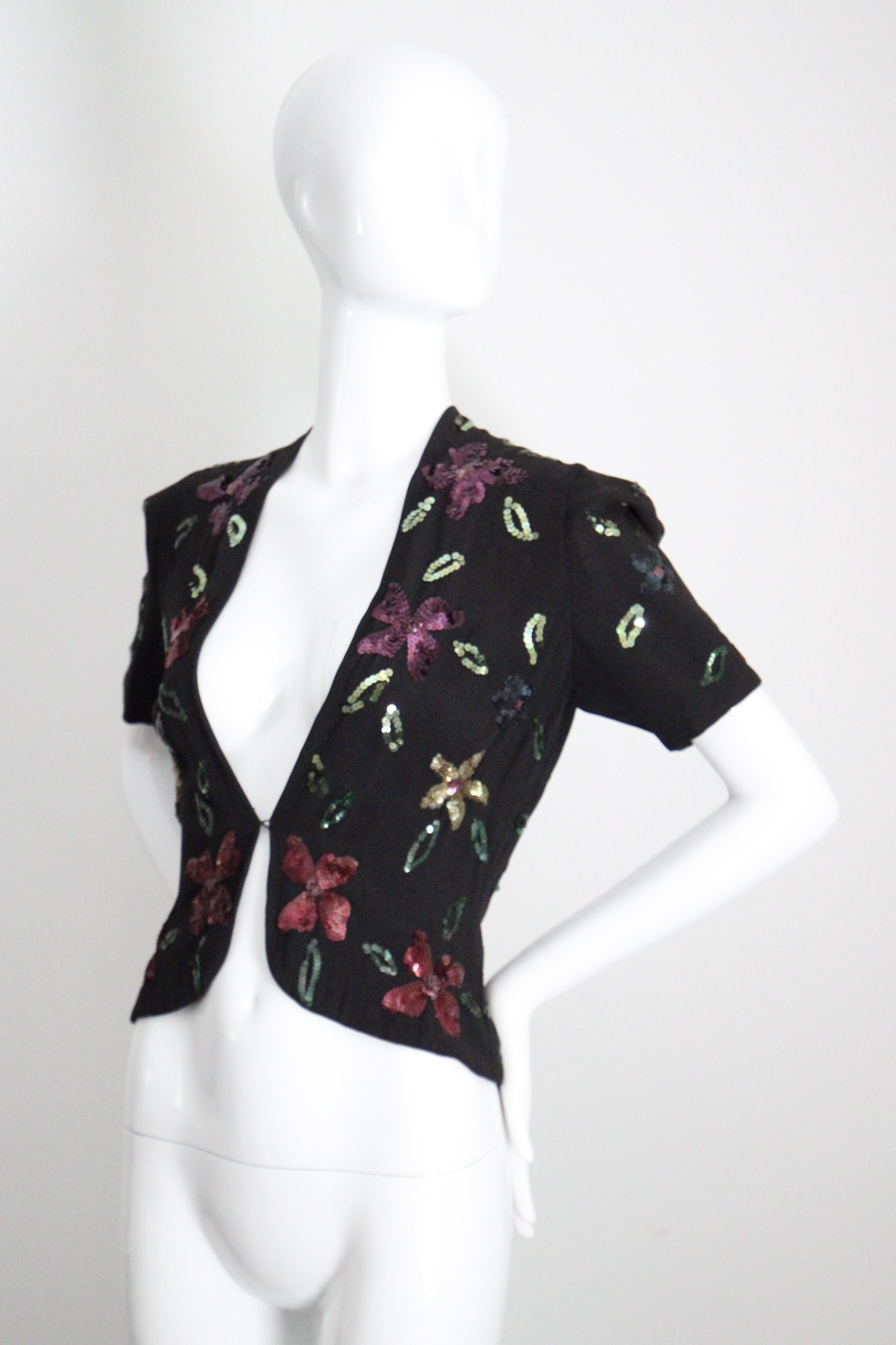 Vintage 1940's sequin jacket 1940s floral sequin black blazer UK 8-10 US 4-6 For Sale 2