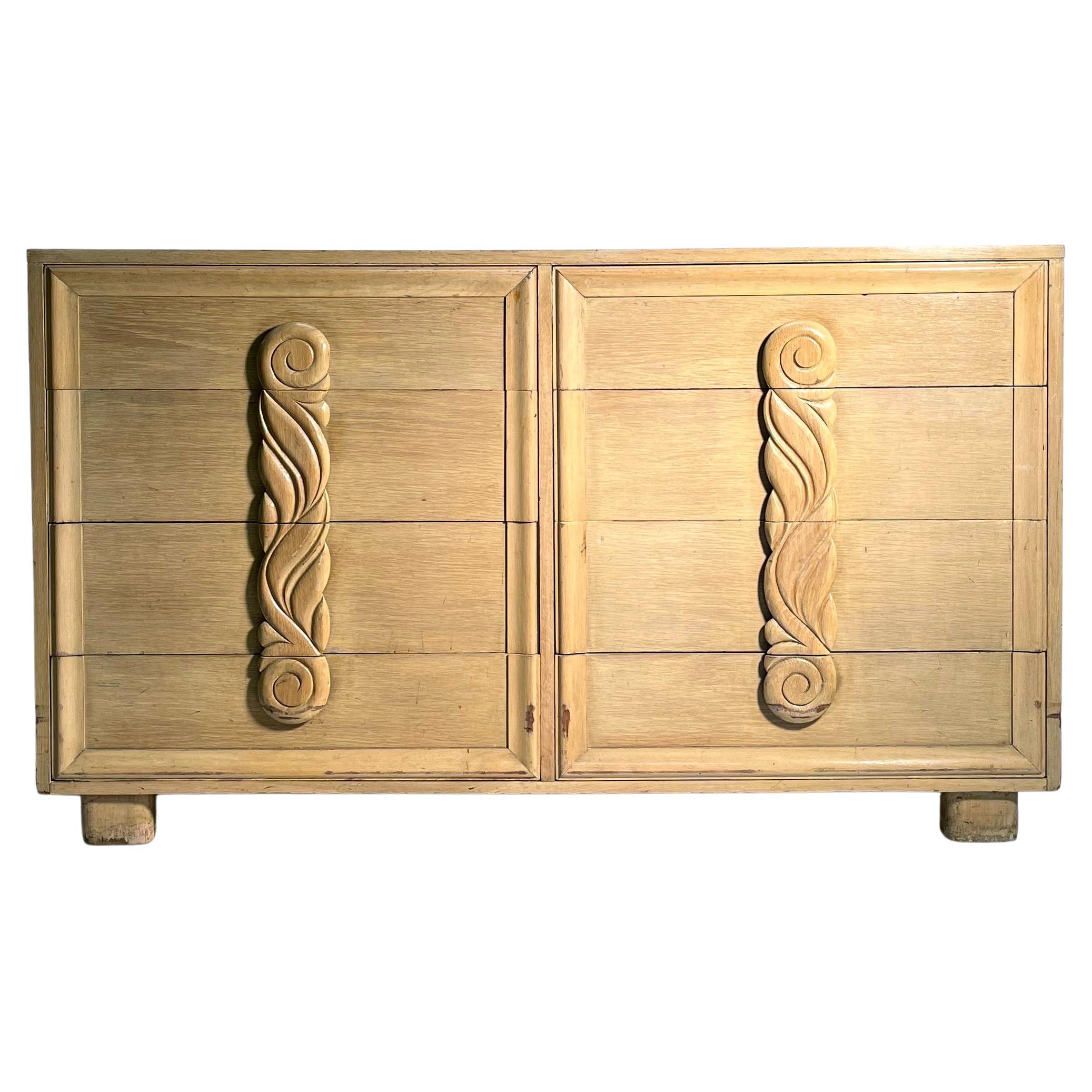 Vintage 1940's Anrichte Kommode ( Dresser Cabinet ) im Angebot