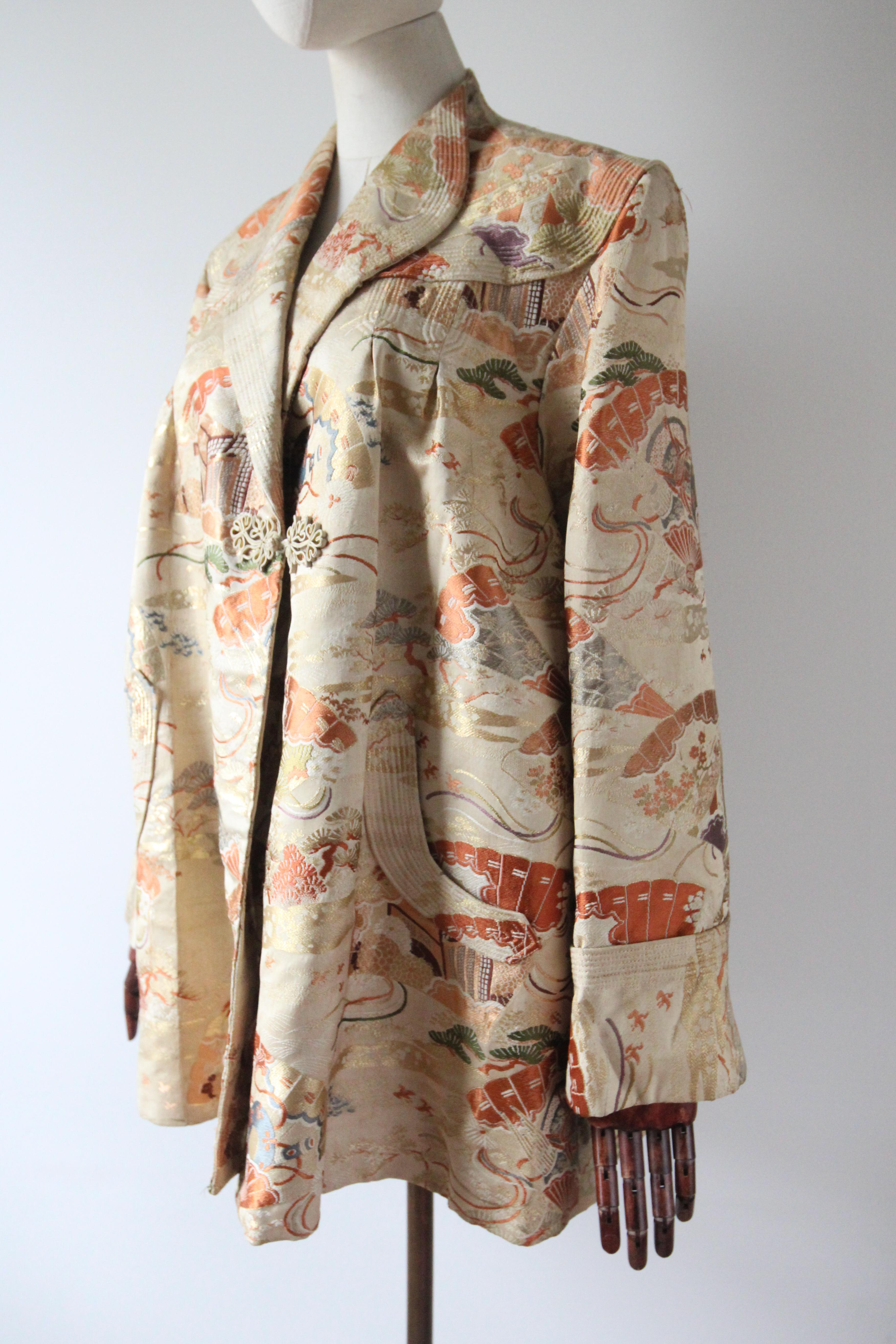 Vintage 1940's Silk Brocade Jacket Original 1940's Chinoiserie Jacket UK 14-16 en vente 1