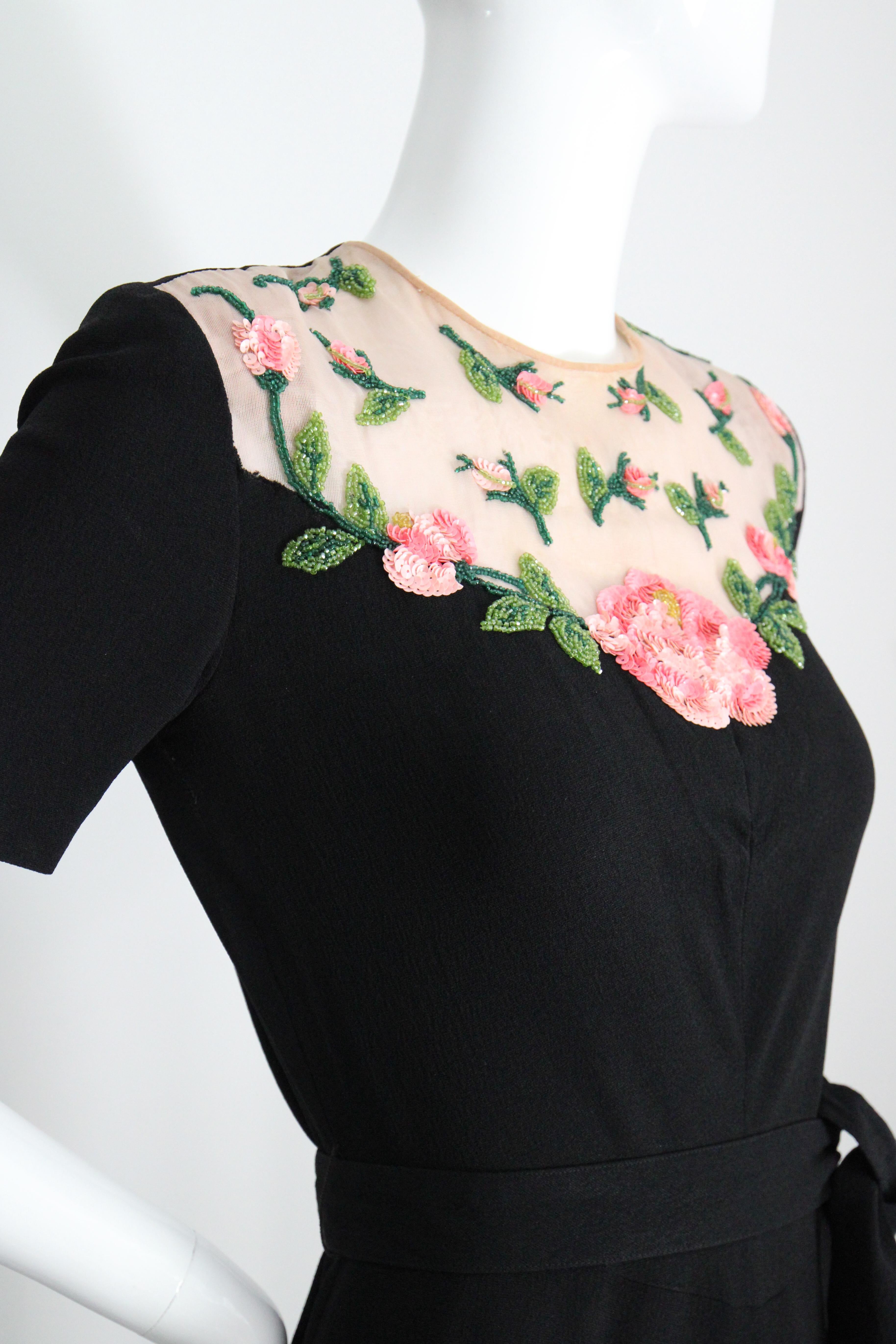 Vintage 1940's Seidenkleid Illusionsausschnitt Rose Paillettenkleid UK 8-10 US 4-6 im Angebot 3
