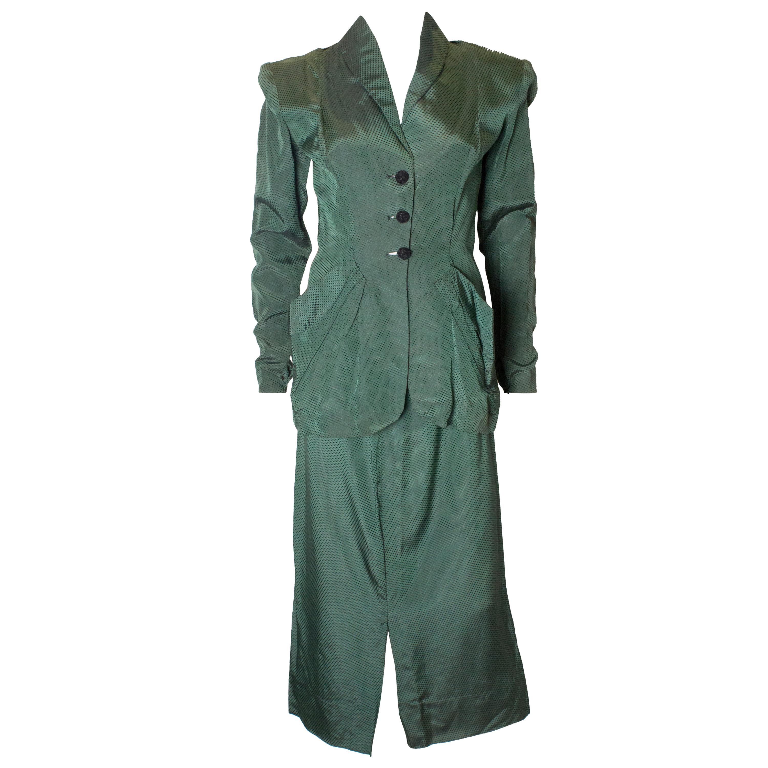 Traje de falda vintage de los 1940