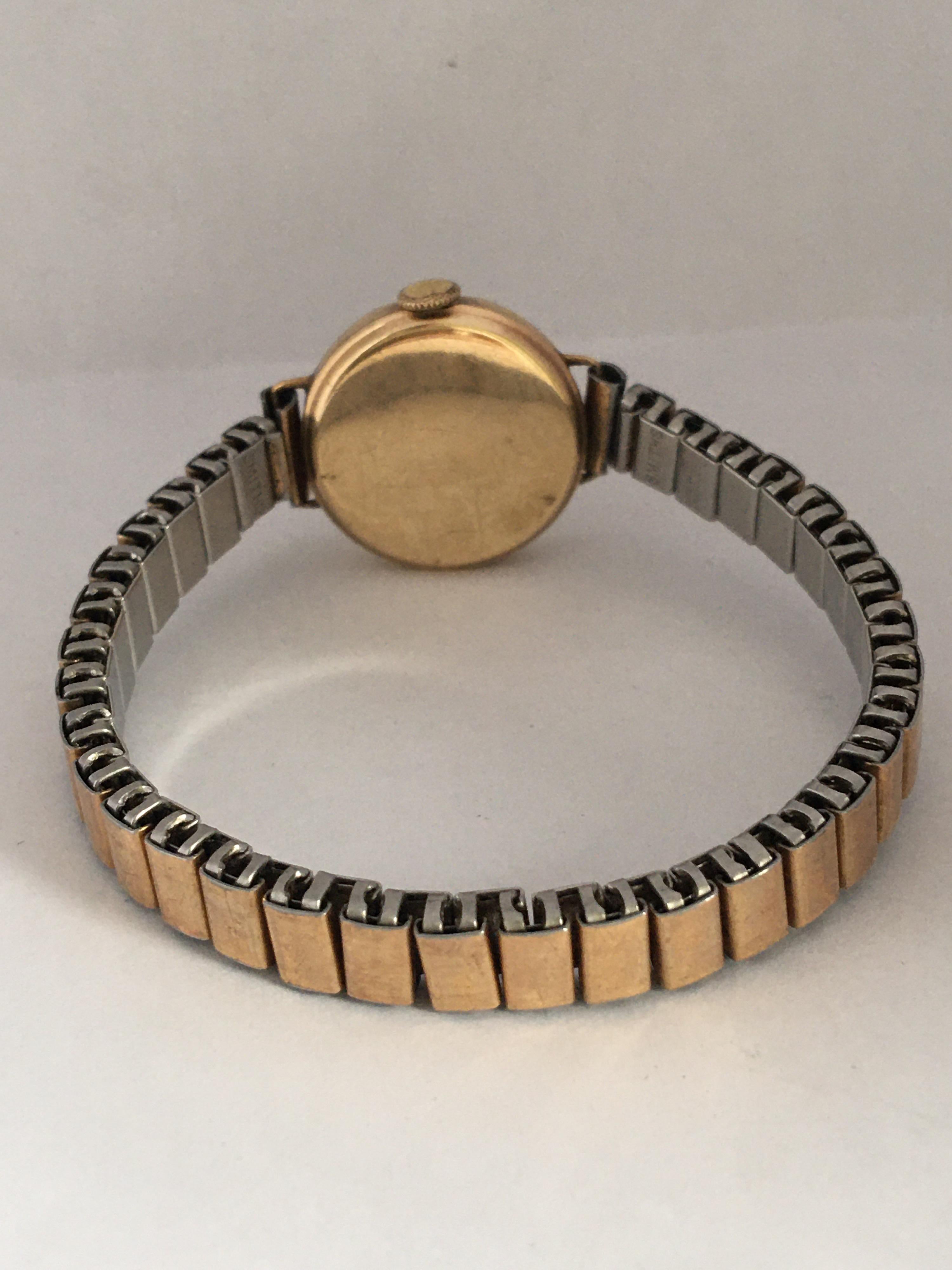 Women's Vintage 1940s Smiths Astral 9 Karat Gold Ladies Mechanical Watch  For Sale