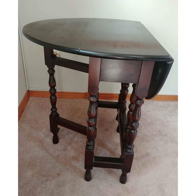 Vintage 1940s Solid Mahogany DropLeaf Gateleg Accent Table For Sale at