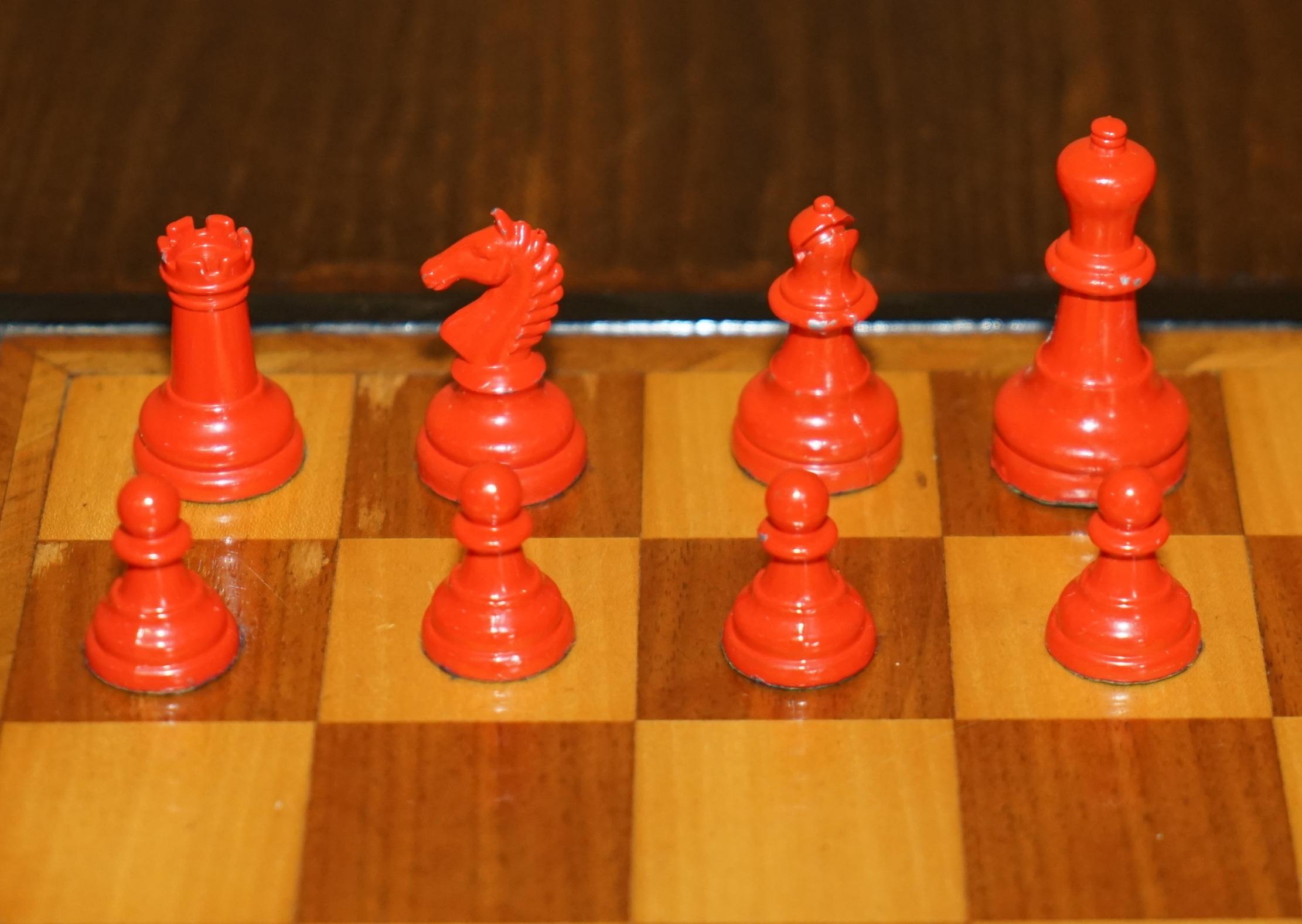 STAUNTON - BOÎTE ET BOUCLES DE CHESS EN MÉTAL GEORGIAN CIRCA 1800 des années 1940 Bon état - En vente à West Sussex, Pulborough