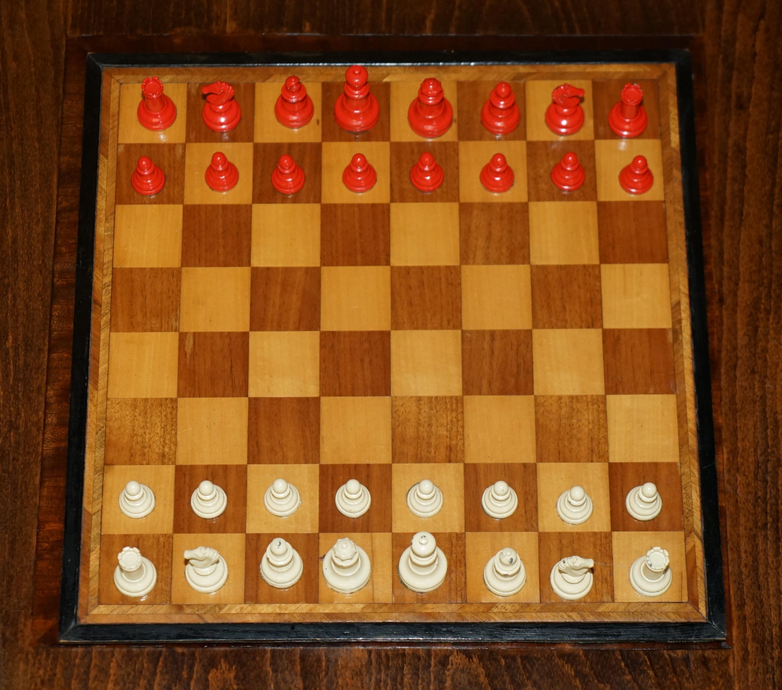 Métal STAUNTON - BOÎTE ET BOUCLES DE CHESS EN MÉTAL GEORGIAN CIRCA 1800 des années 1940 en vente