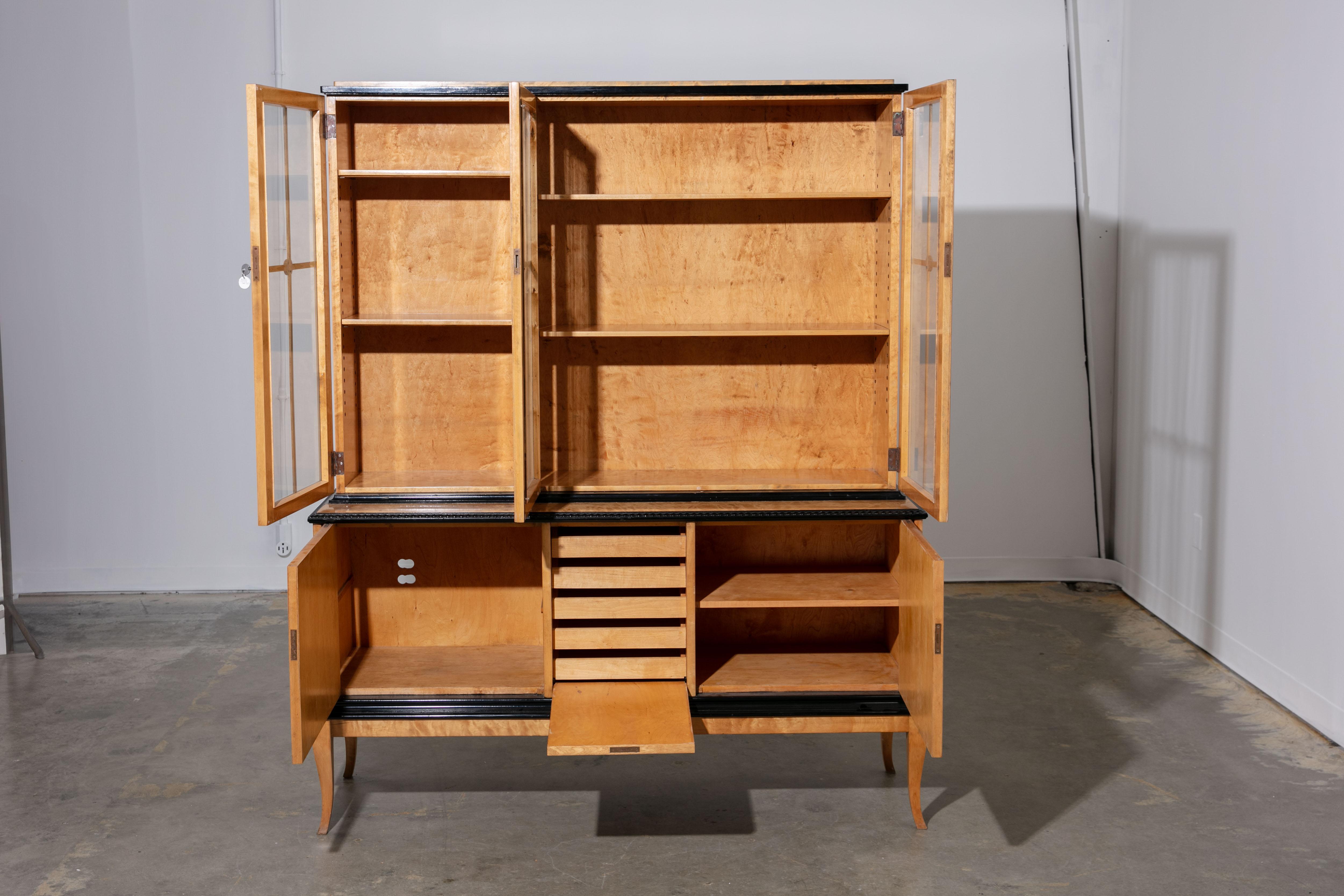 Armario Sueco Vintage de 1940 con Cerradura para Vajilla de Fran Blomstermala Mobelfabrik en venta 2