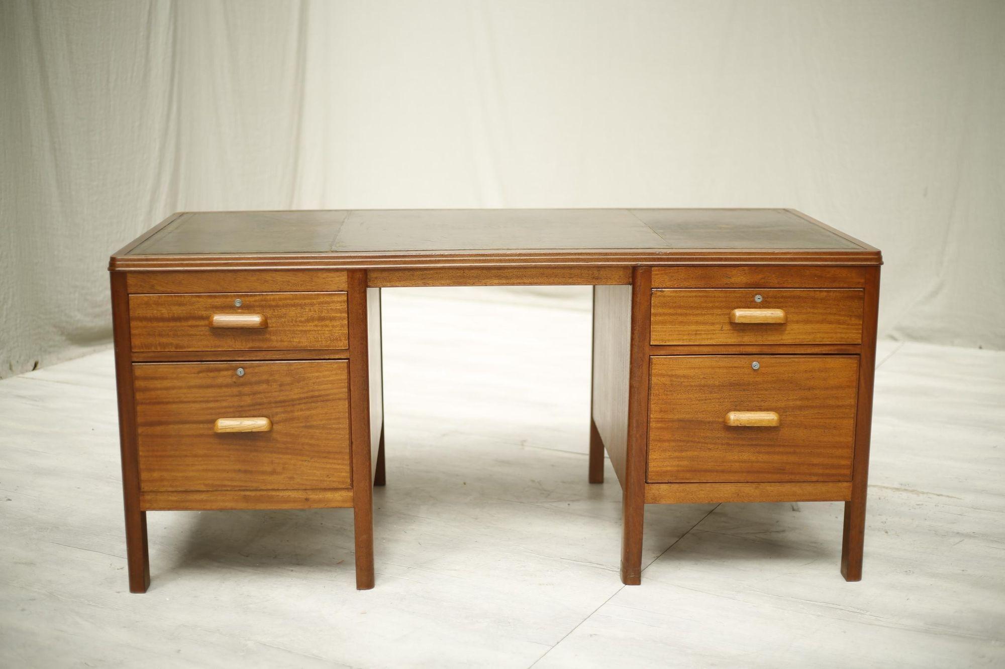 Vintage 1940's Teak leather topped desk In Excellent Condition In Malton, GB