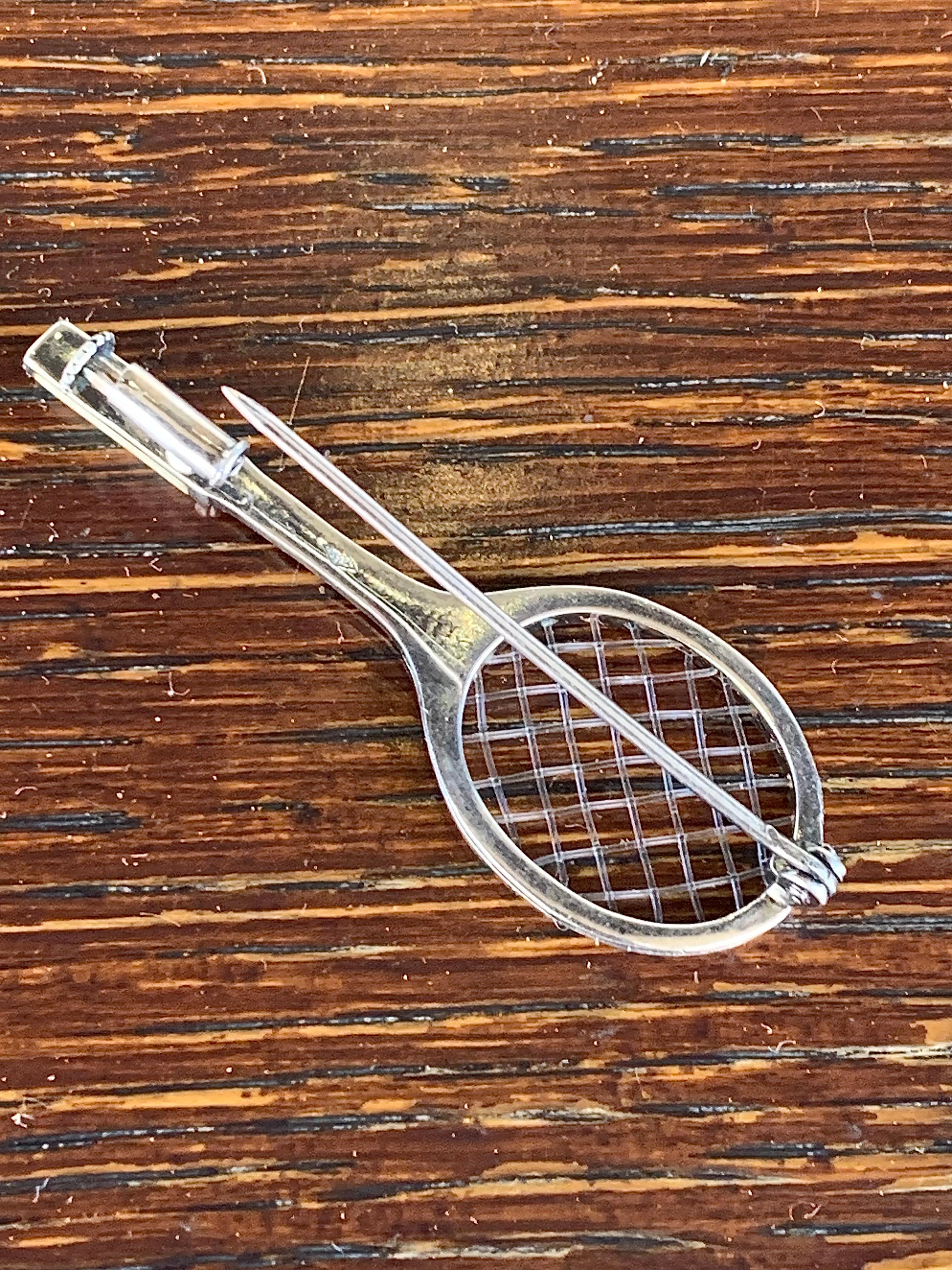 da uomo o donna Spilla a forma di racchetta da tennis vintage del 1940 in argento Sterling 925 e filo di nylon in celluloide in vendita