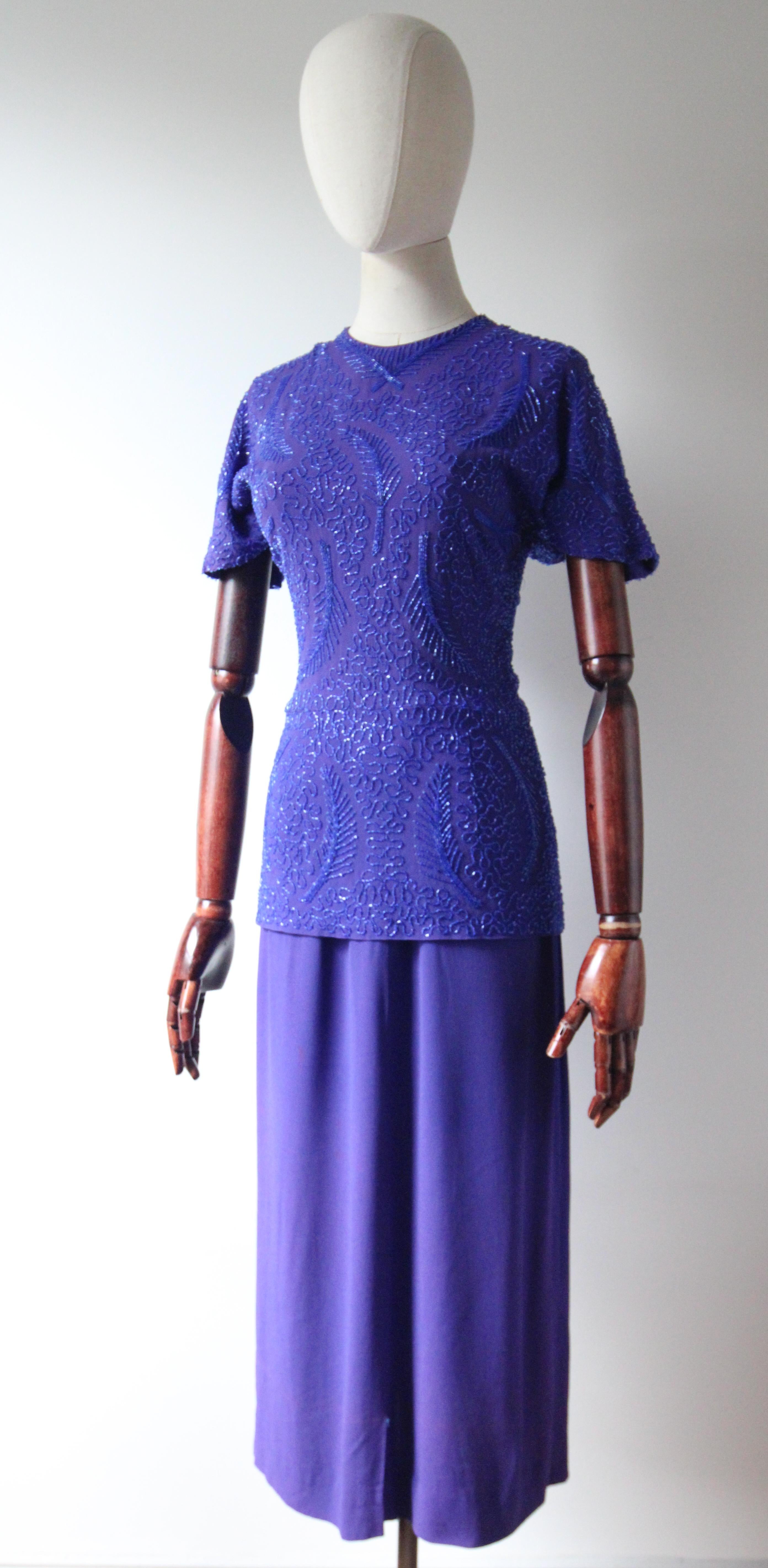 Vintage 1940's violet blue crepe silk beaded dress 1940s silk dress UK 8 US 4 For Sale 2