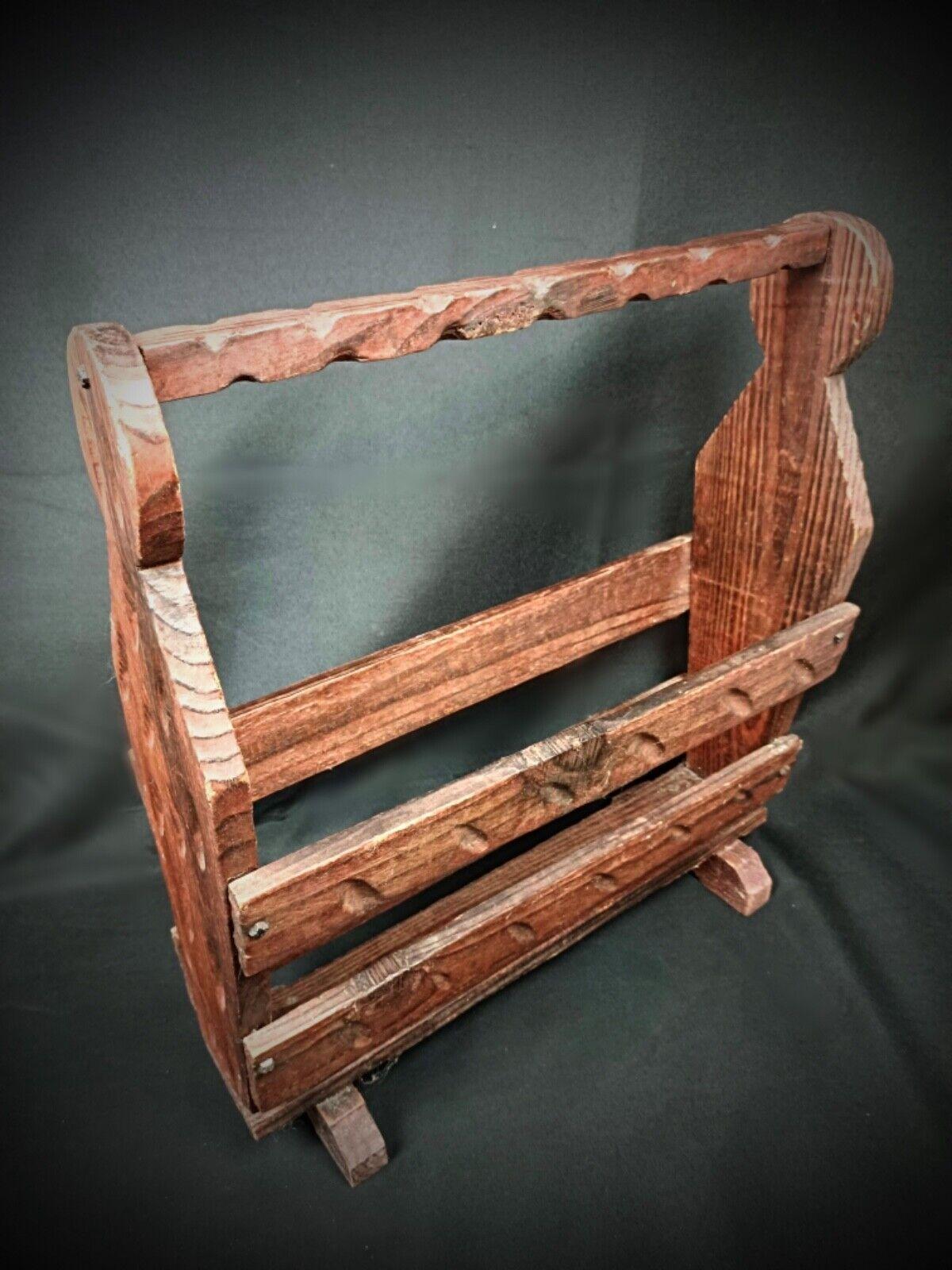 Revistero vintage de madera de los años 40 - Almacenamiento clásico para periódicos - 2Y196 Imperio en venta