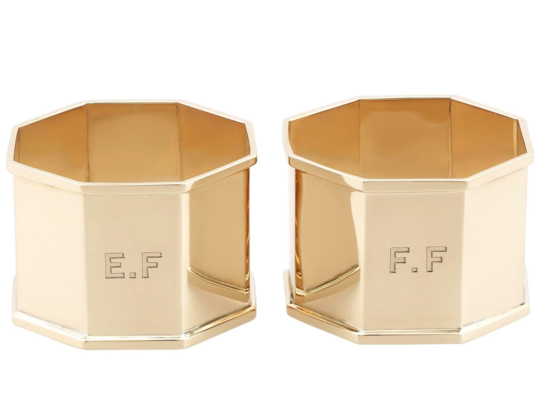 An exceptional, fine and impressive pair of vintage George VI English 9-karat yellow gold napkin rings - boxed; part of our dining silverware collection

These exceptional vintage English 9k yellow gold napkin rings have an octagonal shaped