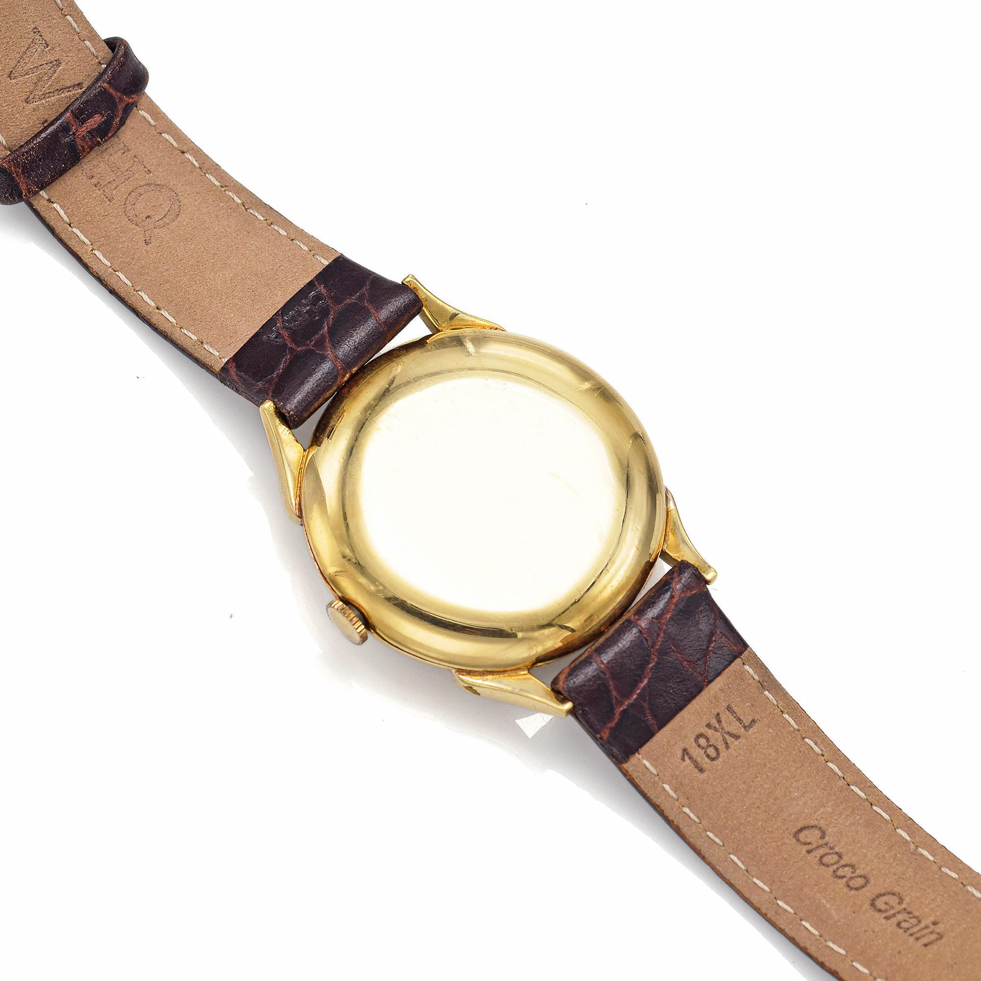 Vintage 1945 IWC International Watch Co Zurich Reloj de hombre de cuerda manual de oro de 18 quilates en venta 1