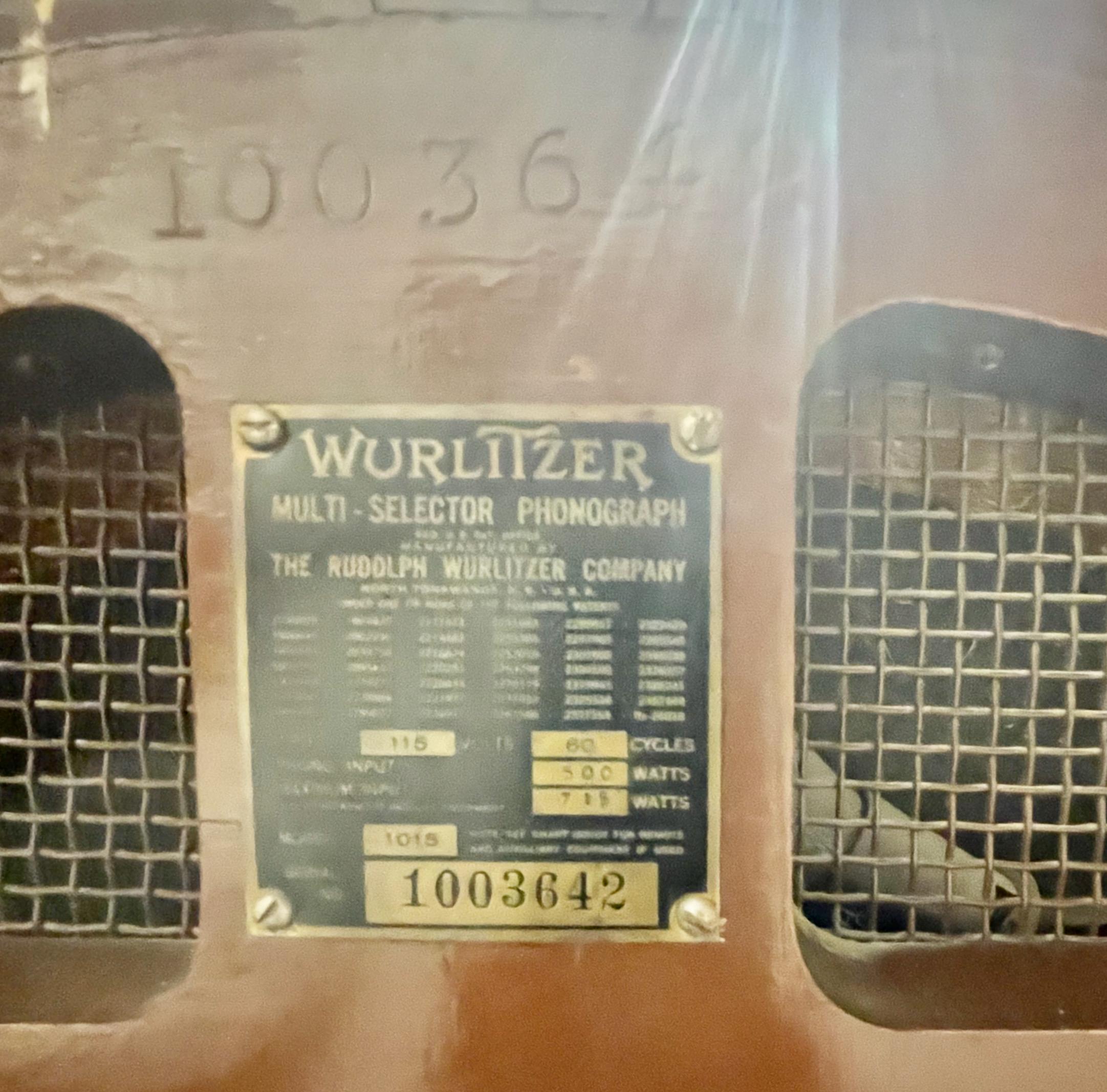 Mid-20th Century Vintage 1946 Wurlitzer Model 1015 Bubbler Collector Multi-Selector Phonograph