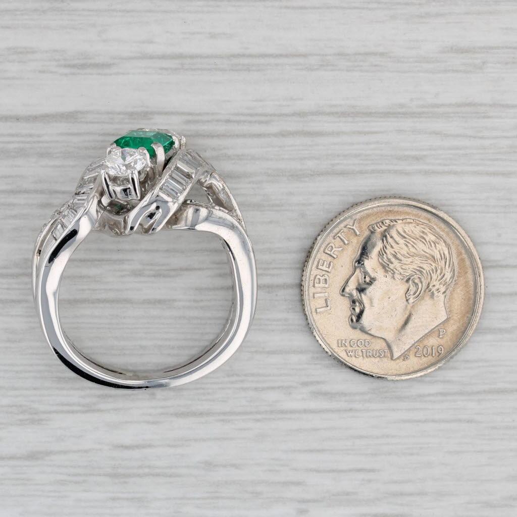 Vintage 1.94ctw Emerald Diamond Cocktail Ring 18k White Gold Size 5.75 For Sale 2