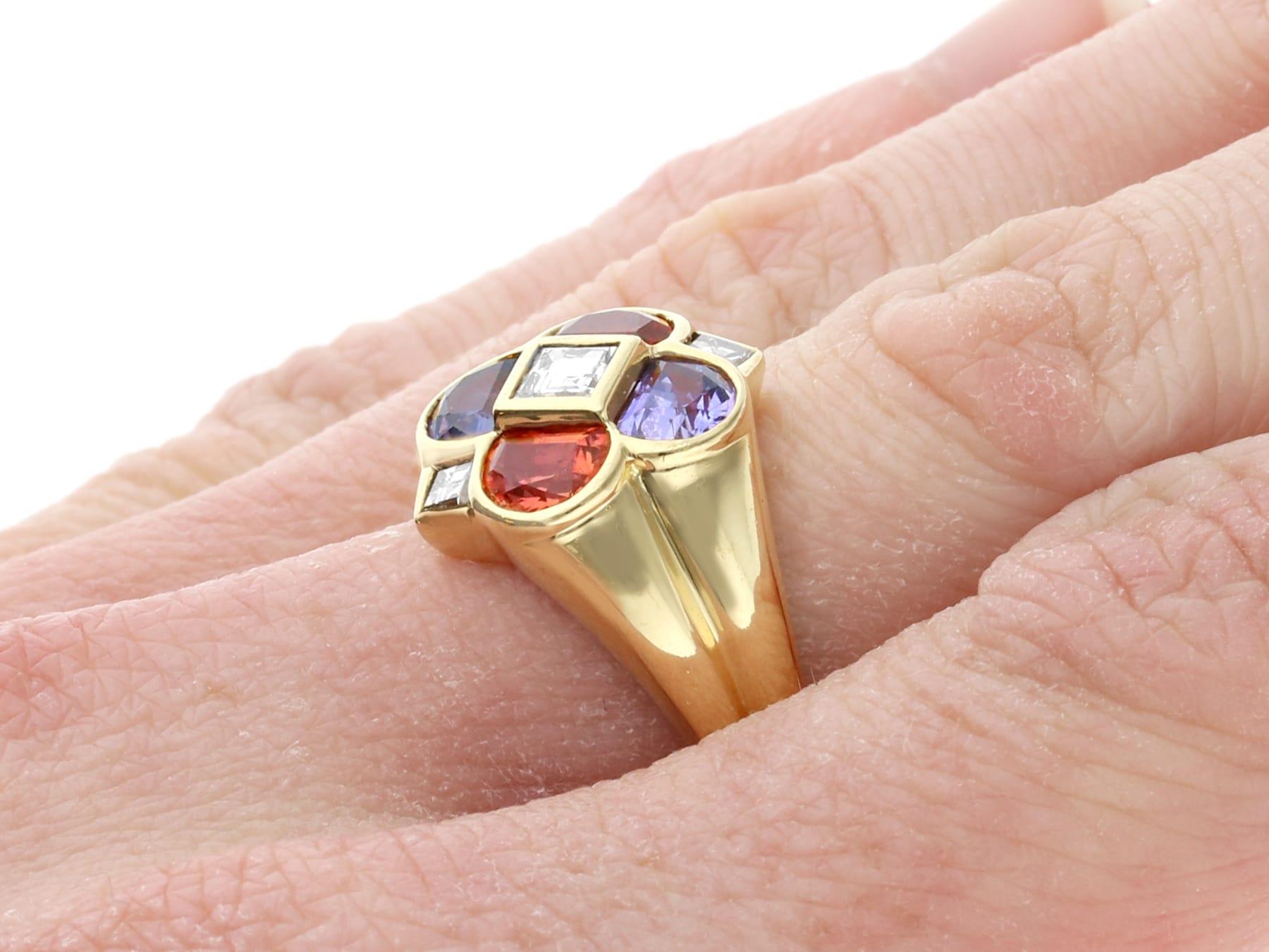 Vintage 1.95 Carat Purple and Brown-Pink Sapphire, Diamond and Yellow Gold Ring For Sale 4