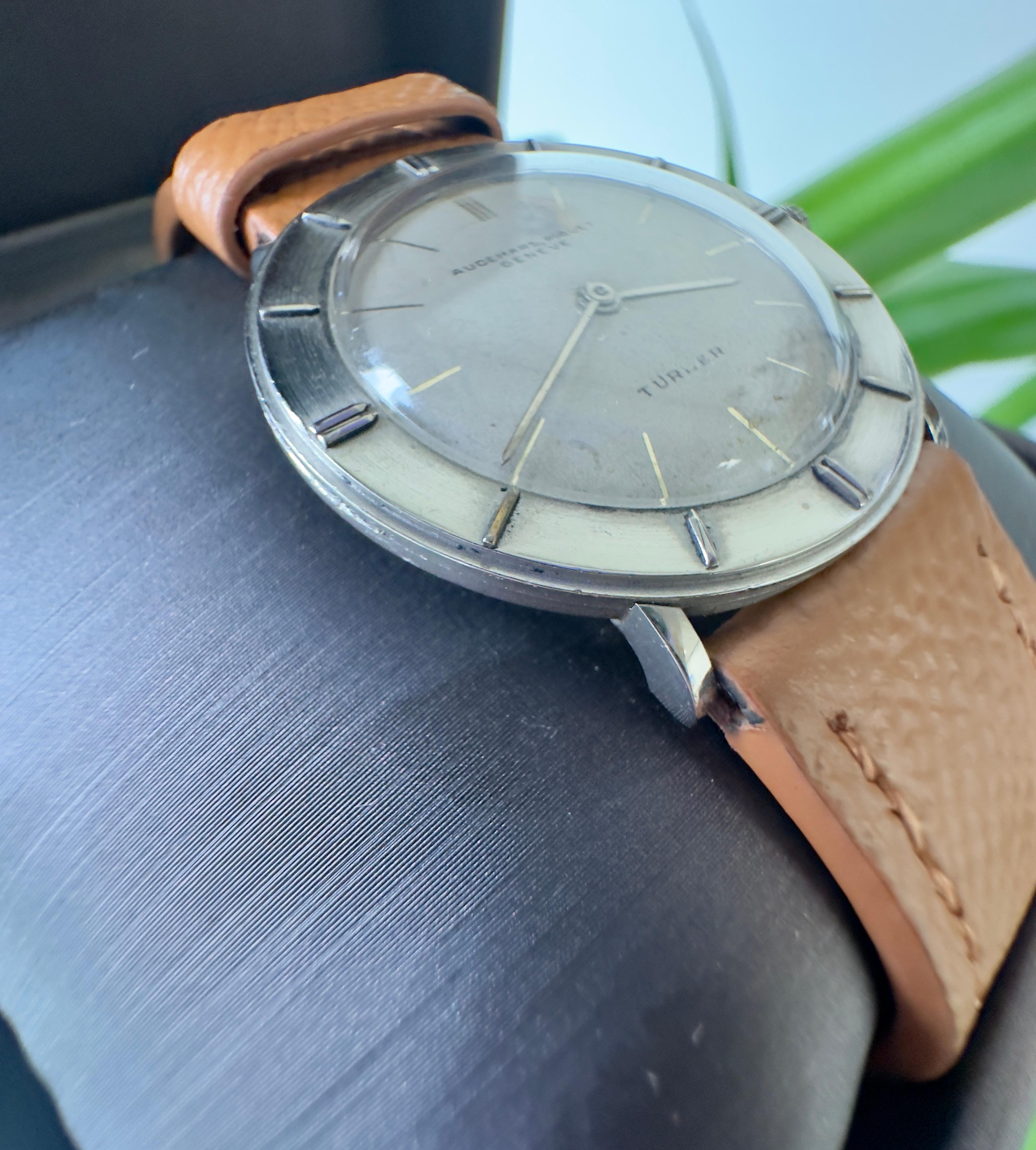 Vintage 1950 Audemars Piguet Ref. 5143 Disco Volante Dress Watch For Sale 7