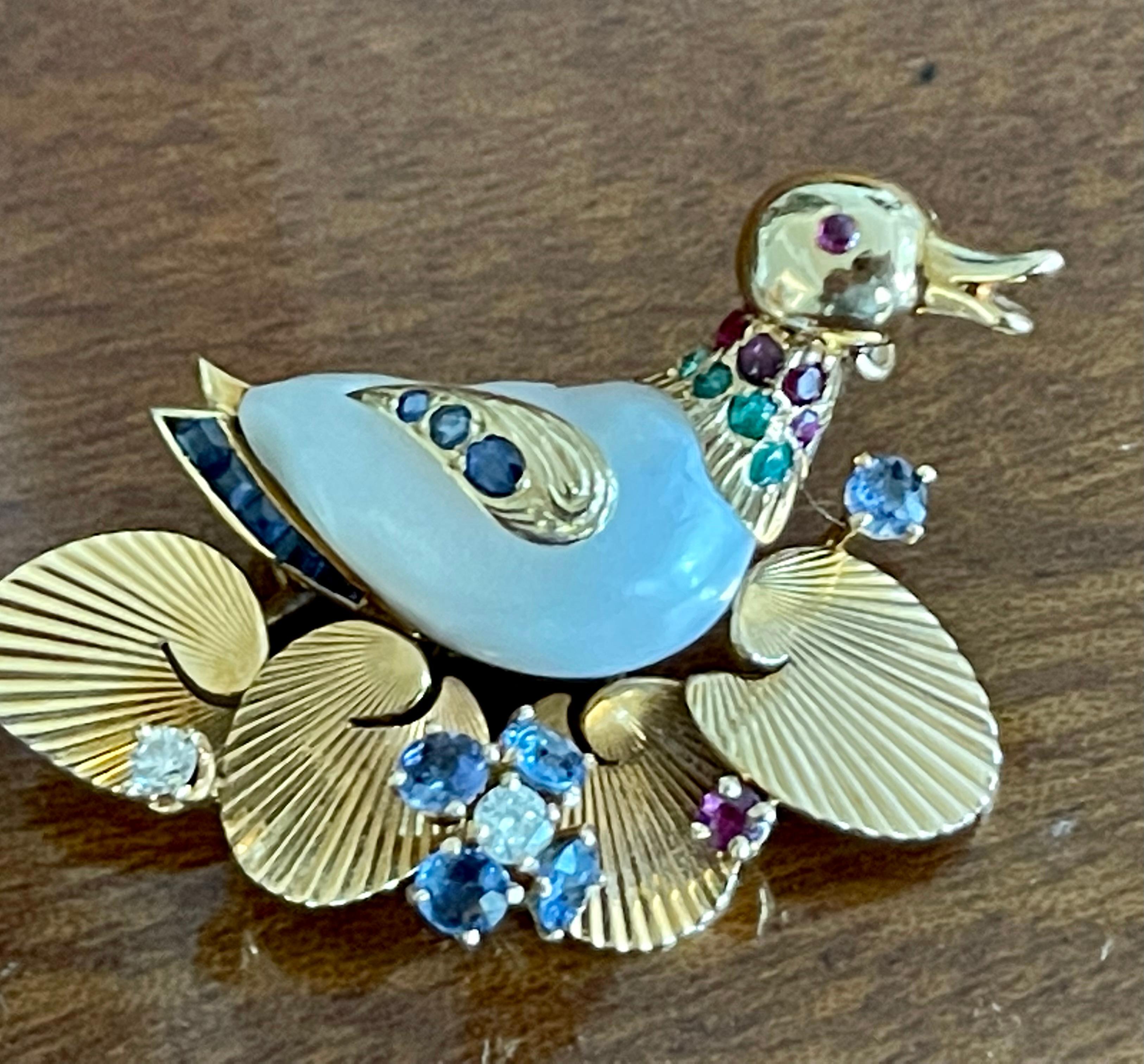 Broche fantaisie canard vintage des années 1950, perle, rubis, saphir, émeraude et diamant en vente 5