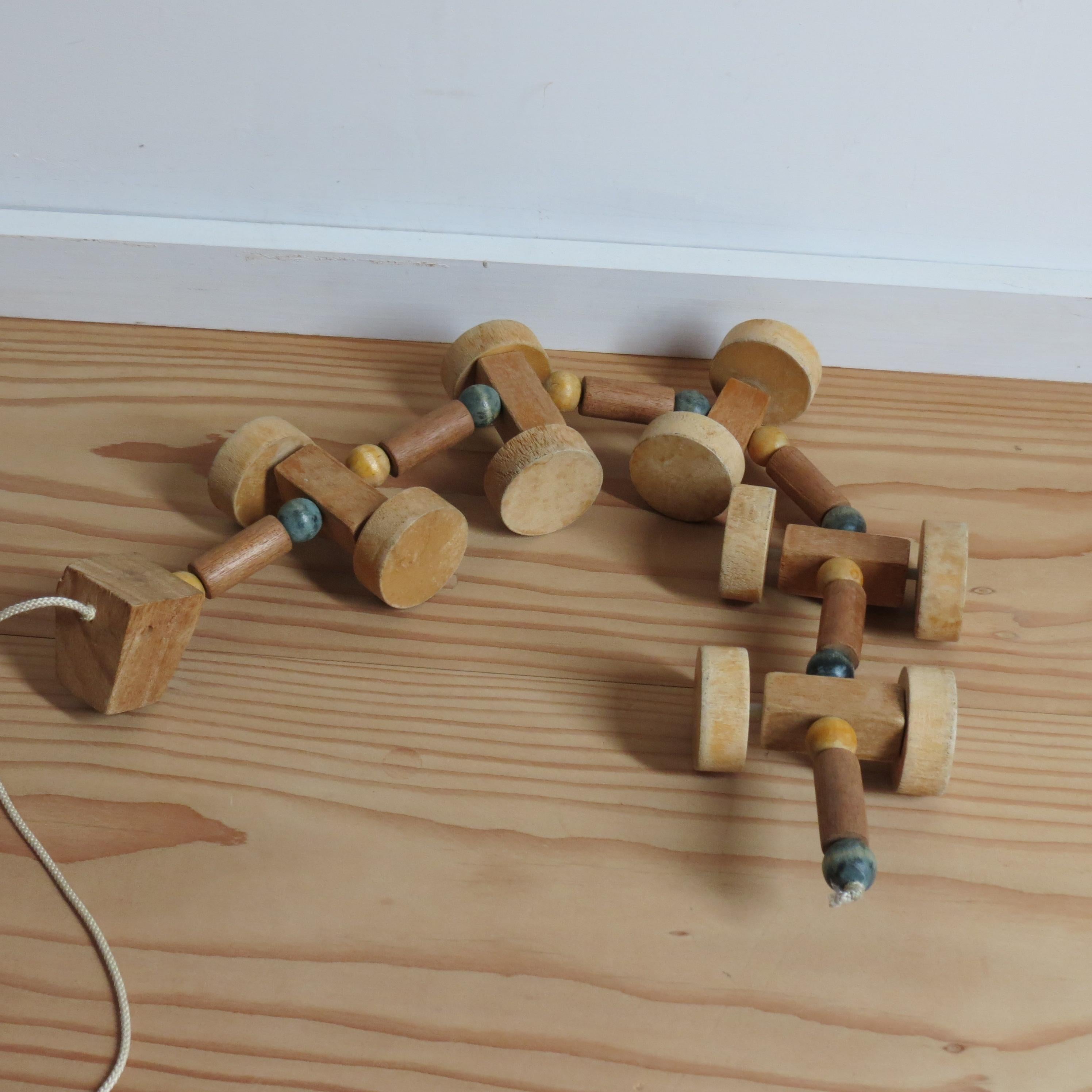 Vintage 1950 London Design Centre Wooden Pull Along toy Caterpillar For Sale 5