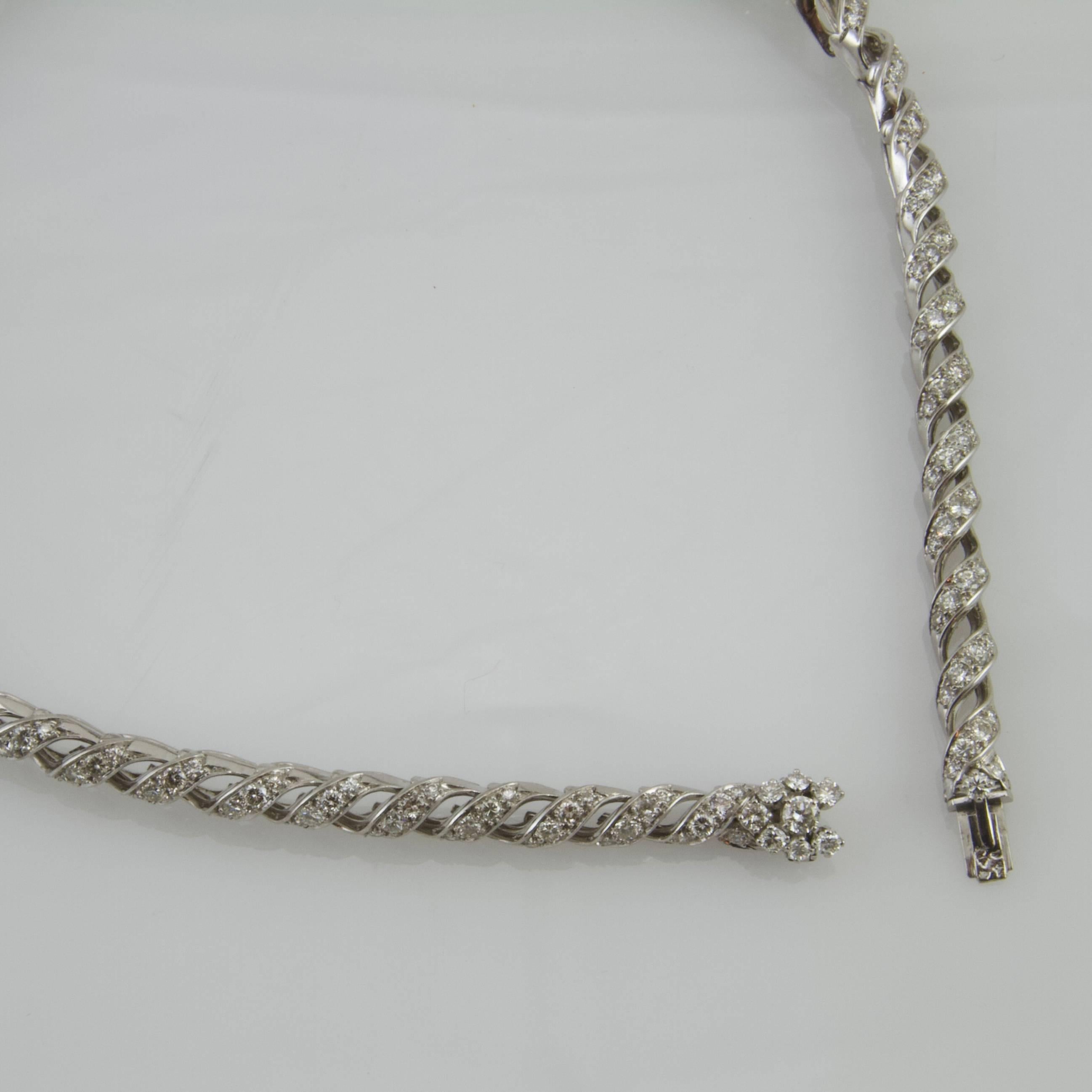Vintage 1950 Platinum and Gold Diamond Necklace Made in France For Sale 1