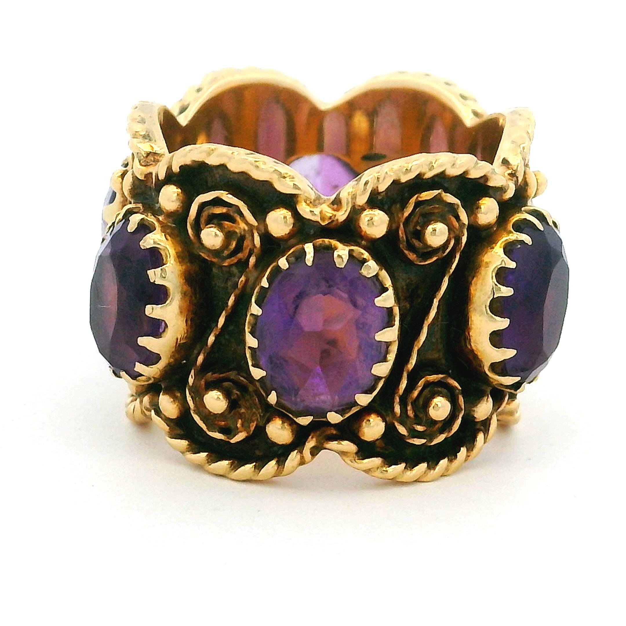 Vintage 1950s 14K Gold Amethyst Scrollwork Band Ring, 7.6 Carats For Sale 6