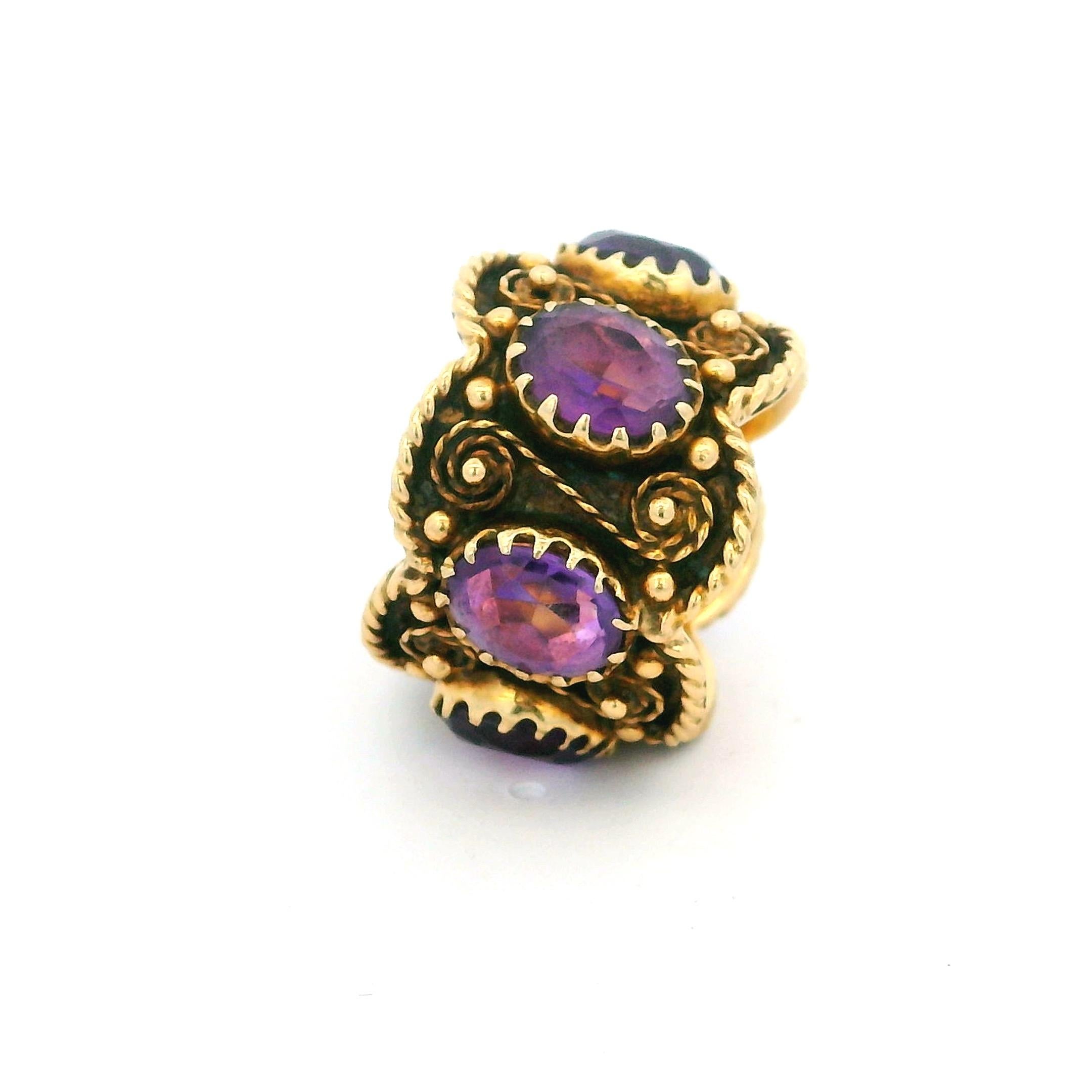 Women's or Men's Vintage 1950s 14K Gold Amethyst Scrollwork Band Ring, 7.6 Carats For Sale