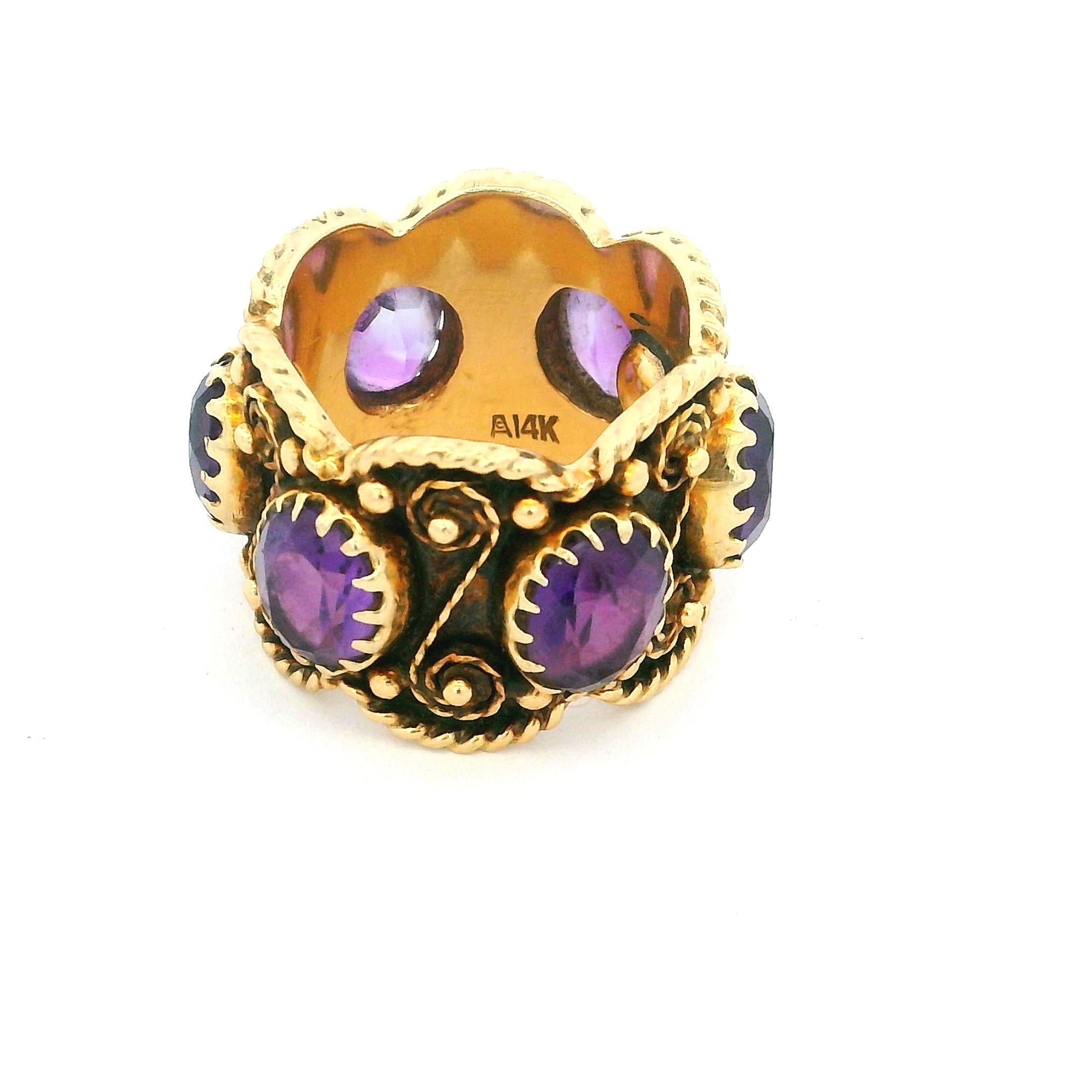 Vintage 1950s 14K Gold Amethyst Scrollwork Band Ring, 7.6 Carats For Sale 2