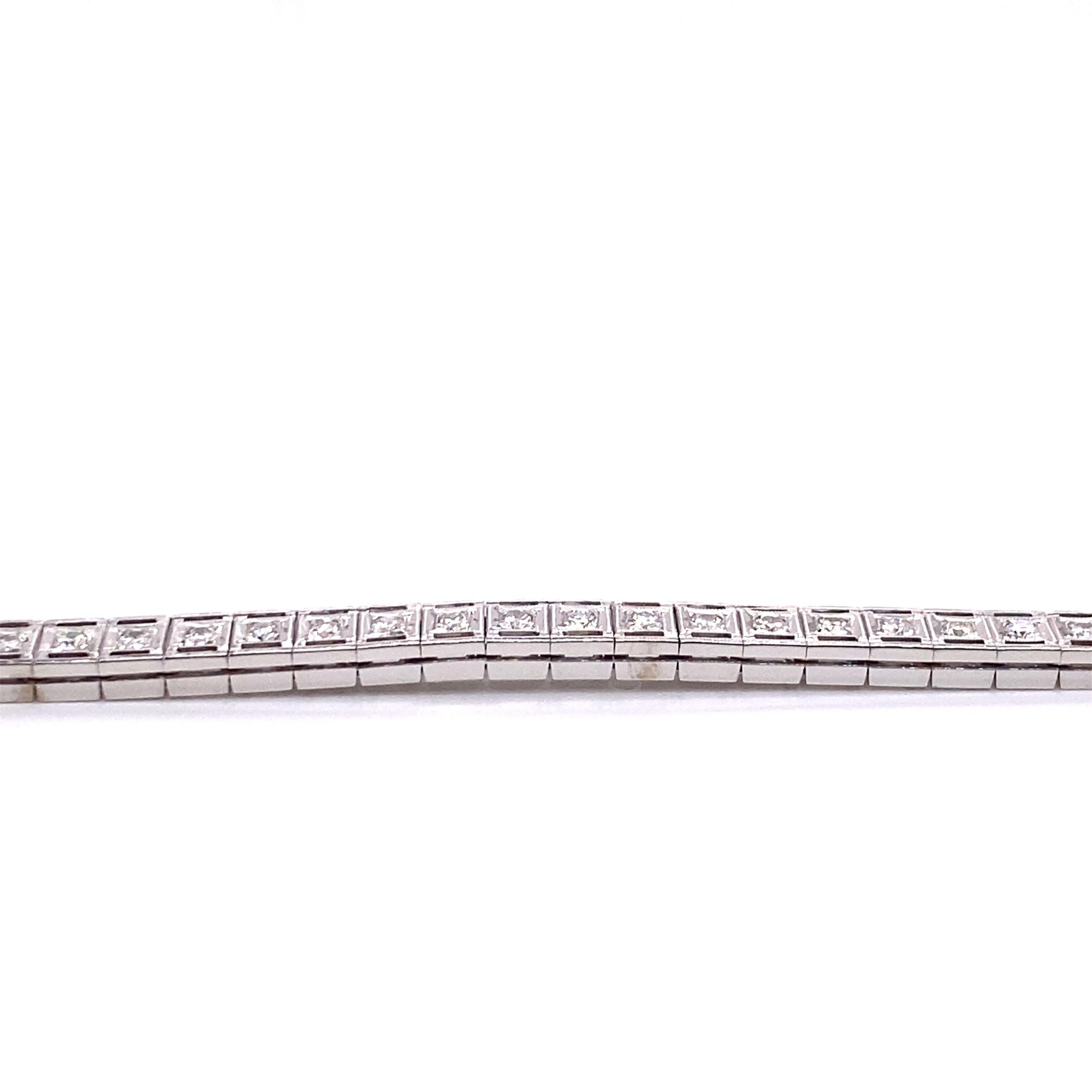 Round Cut Vintage 1950's 14k White Gold Diamond Tennis Bracelet 1.26ct For Sale