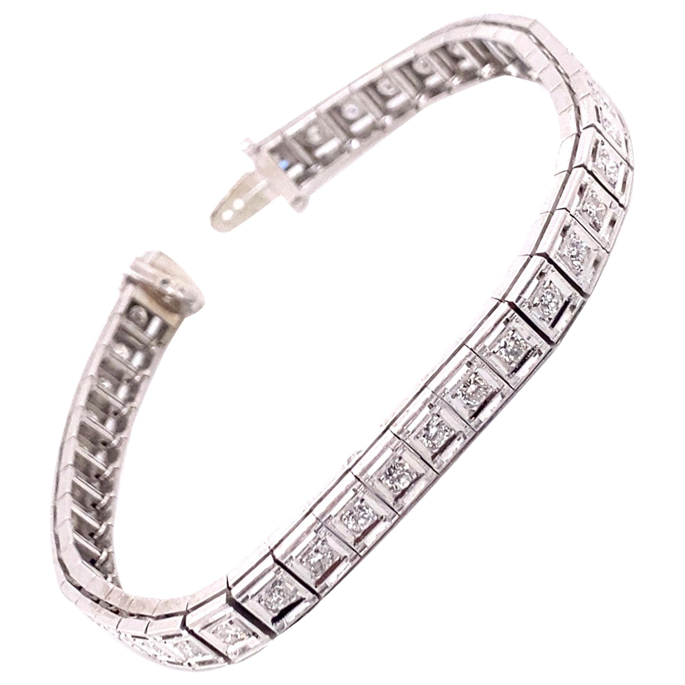 Bracelet tennis vintage en or blanc 14 carats avec diamants 1,26 carat, années 1950 en vente
