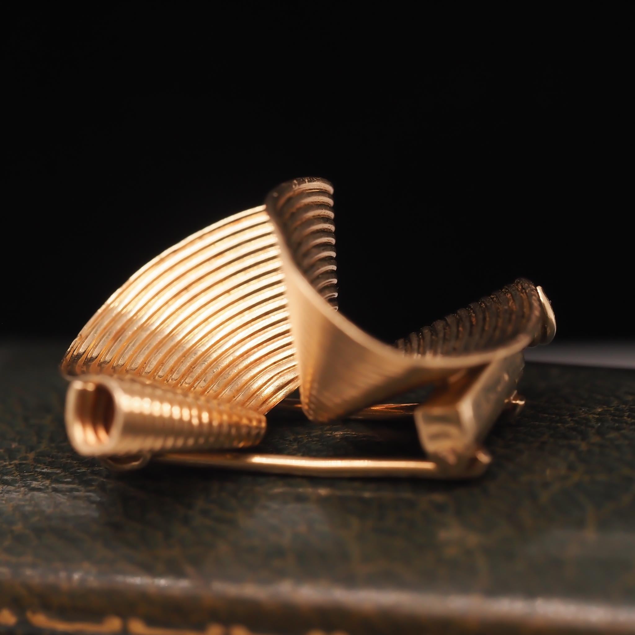 Vintage 1950s 14K Yellow Gold Cartier Swirls Brooch Pin 3