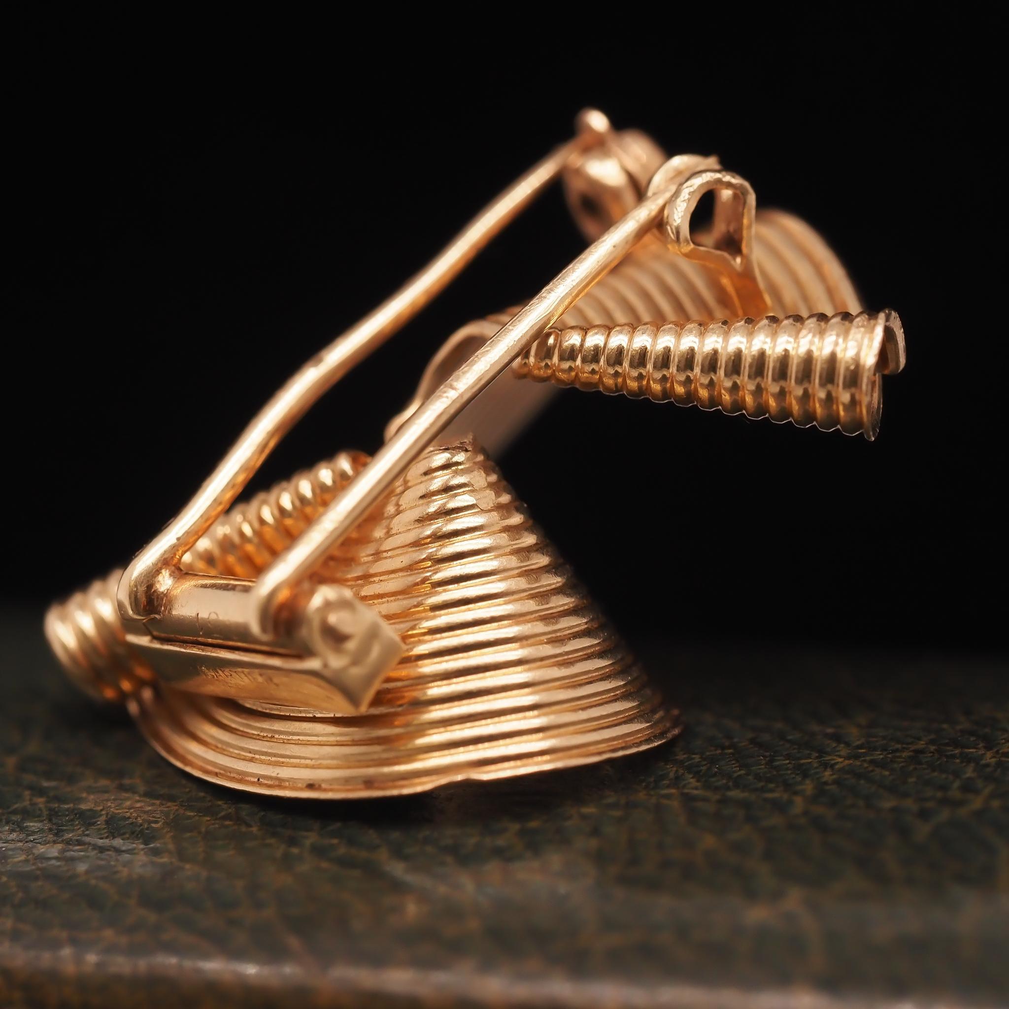 Vintage 1950s 14K Yellow Gold Cartier Swirls Brooch Pin 4