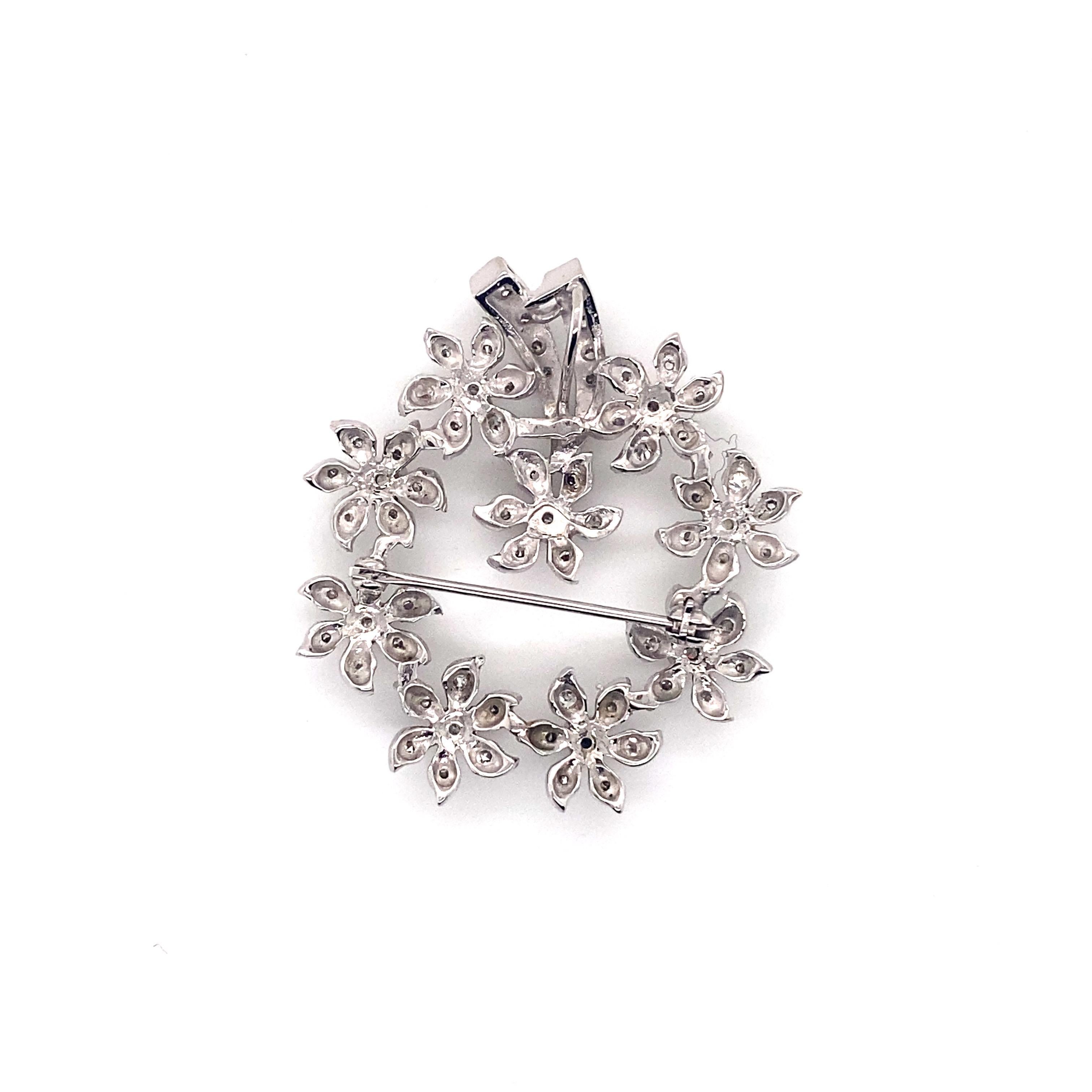 Taille ronde Pendentif broche fleur en forme de couronne avec diamants 14 carats, 2,00 carats, années 1950 en vente