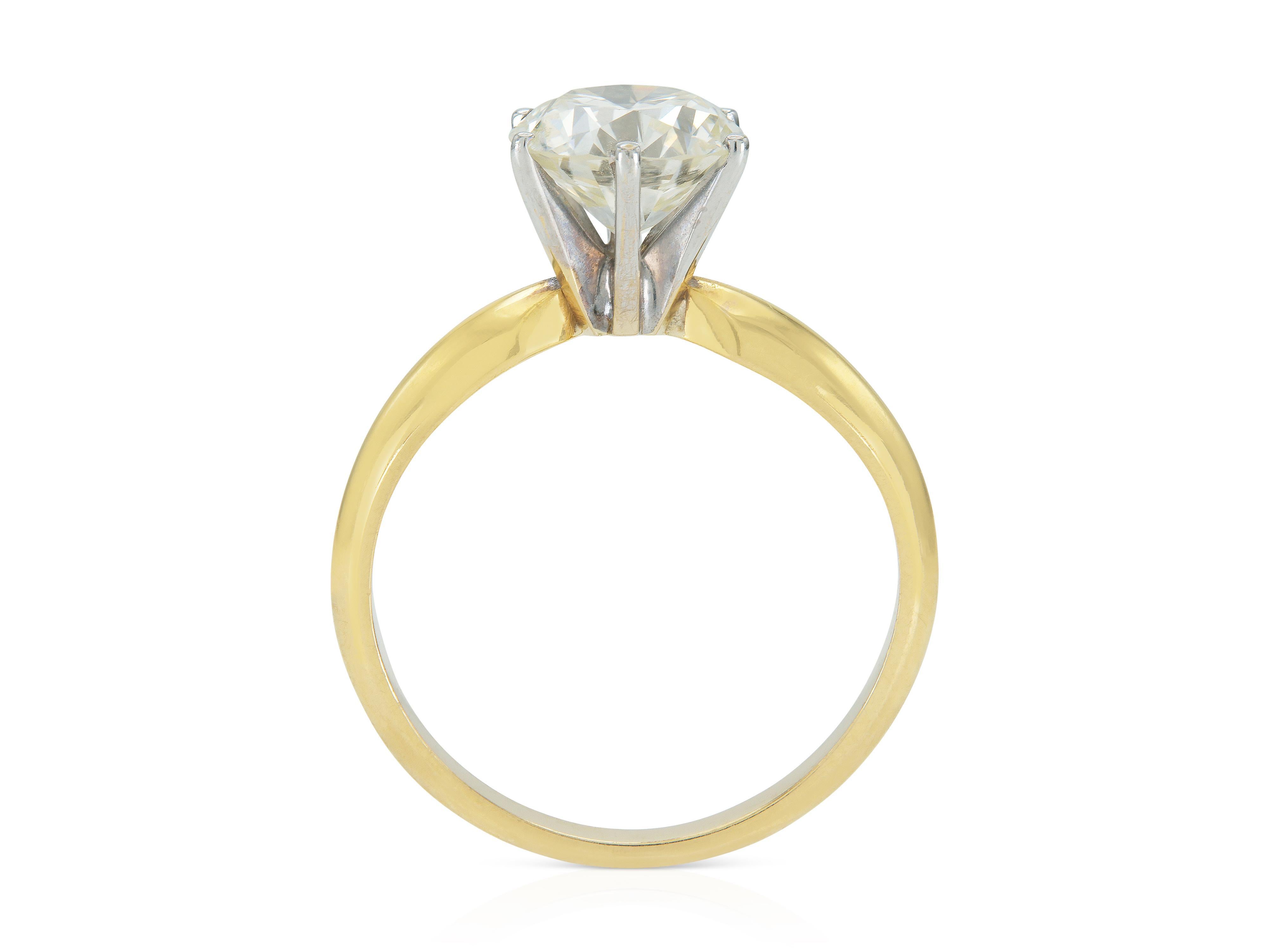 Anillo de compromiso de diamantes solitario de corte europeo antiguo de 1,77 quilates de la década de 1950 en Bueno estado para la venta en New York, NY