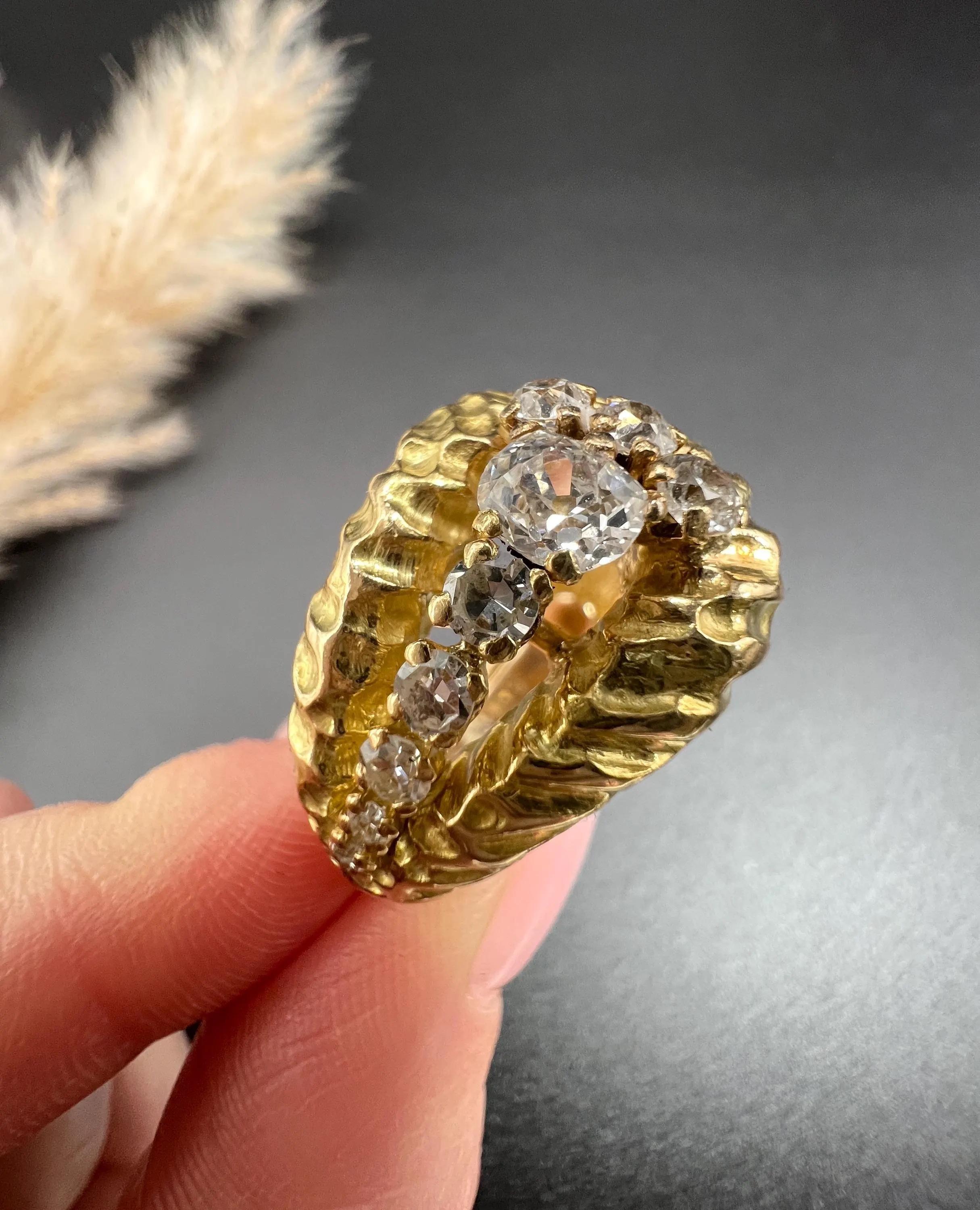 Vintage 1950s 18ct Yellow Gold French Hallmarked, Diamond Buckle Ring For Sale 2