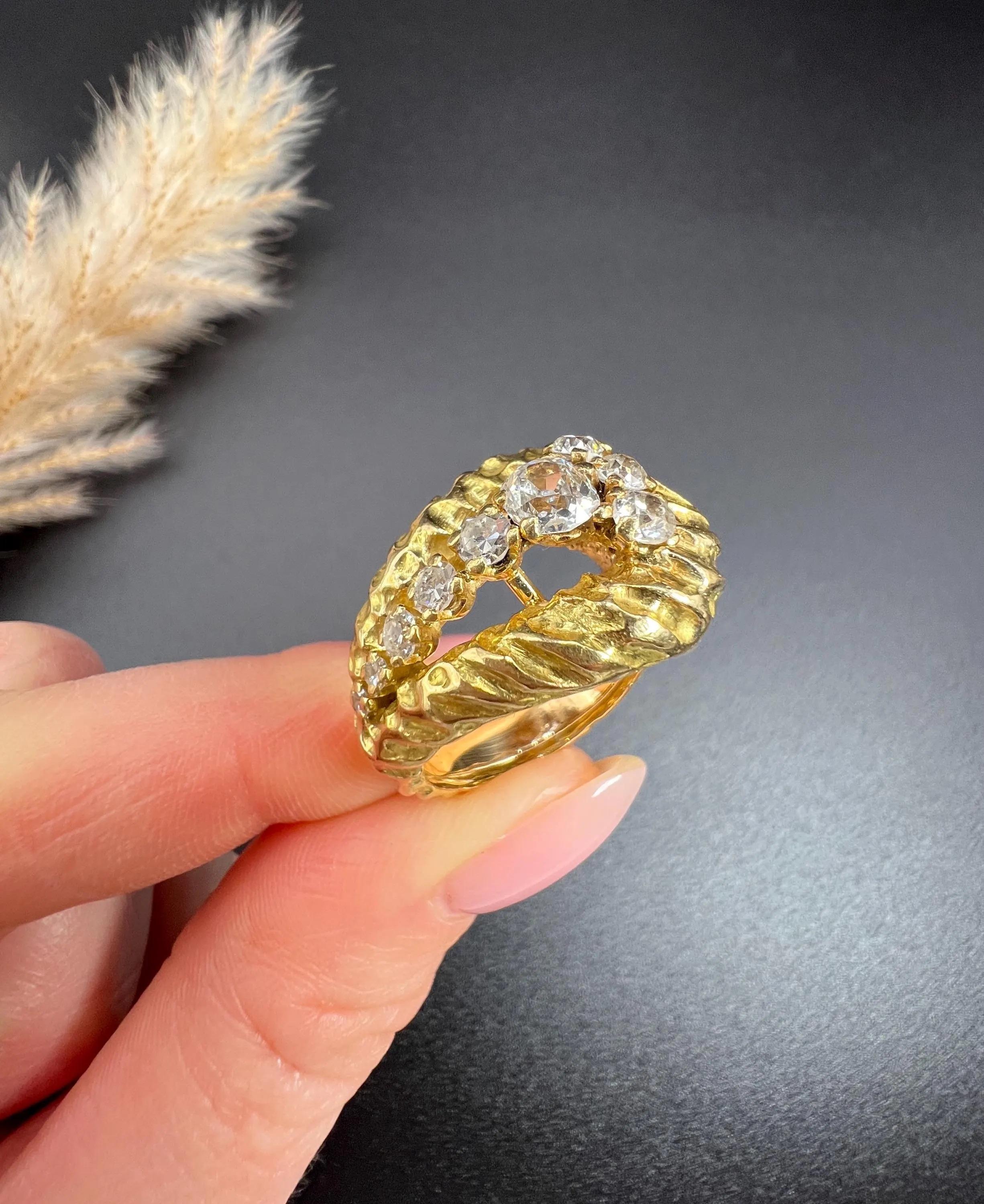 Vintage 1950s 18ct Yellow Gold French Hallmarked, Diamond Buckle Ring For Sale 3