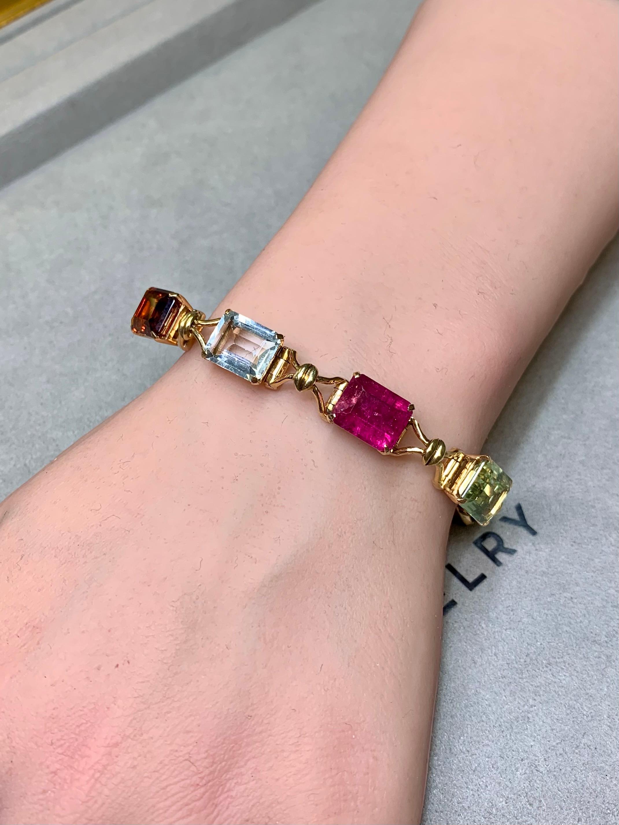 Bracciale vintage anni '50 in 18 carati con tormalina, acquamarina, ametista e pietre preziose 40ctw in vendita 5