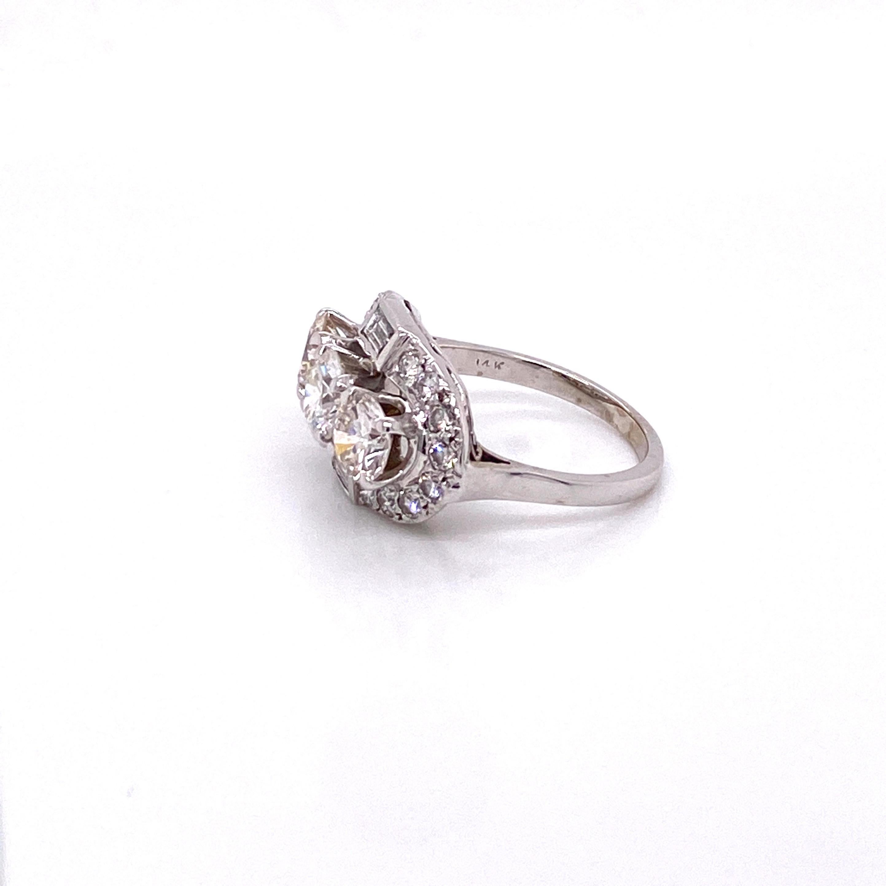Round Cut Vintage 1950s 3-Stone Diamond Ring 2.50 Carat
