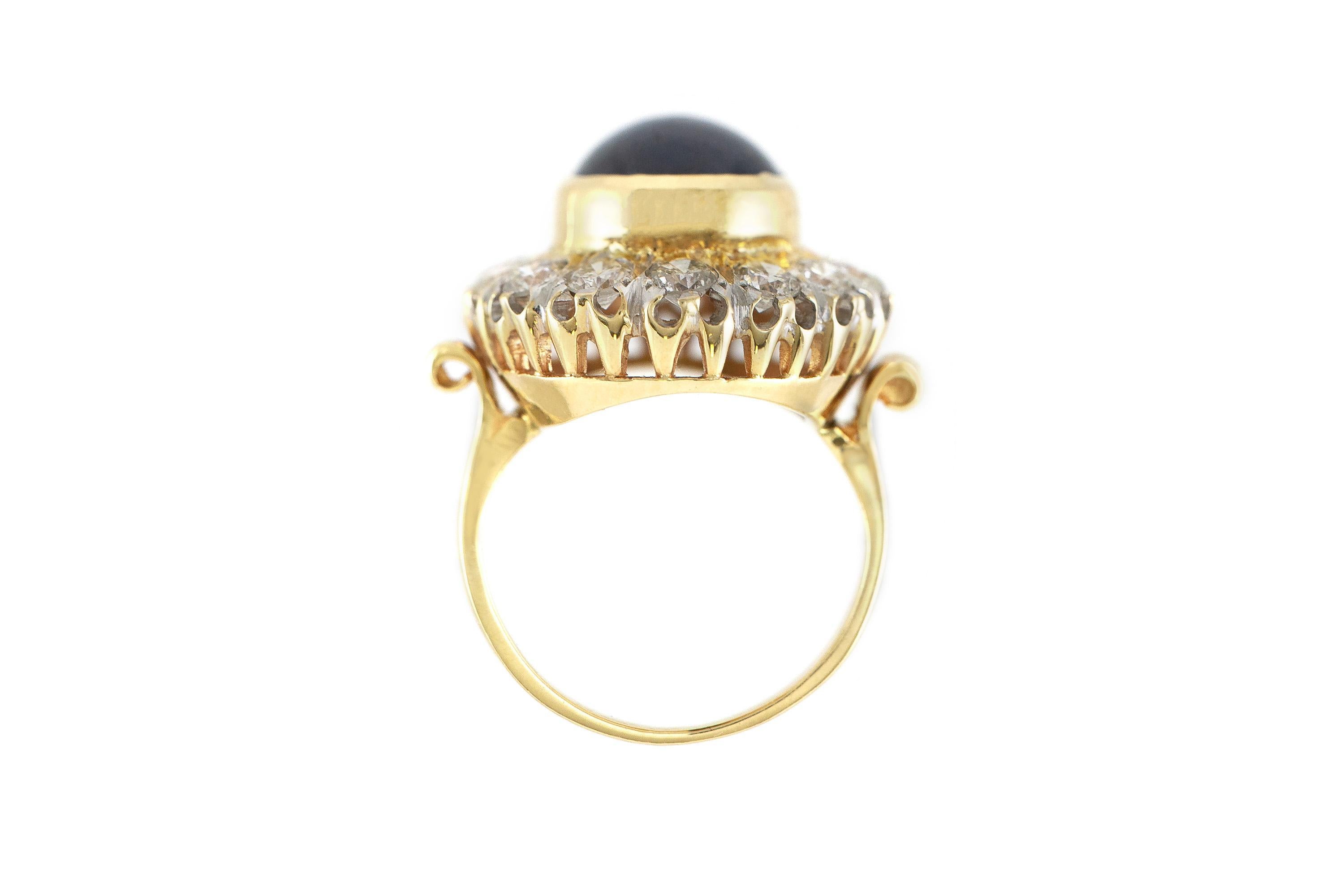Vintage 1950er Jahre Ring mit 3,00 Karat Cabochon-Saphir und 1,20 Karat Diamanten Damen im Angebot