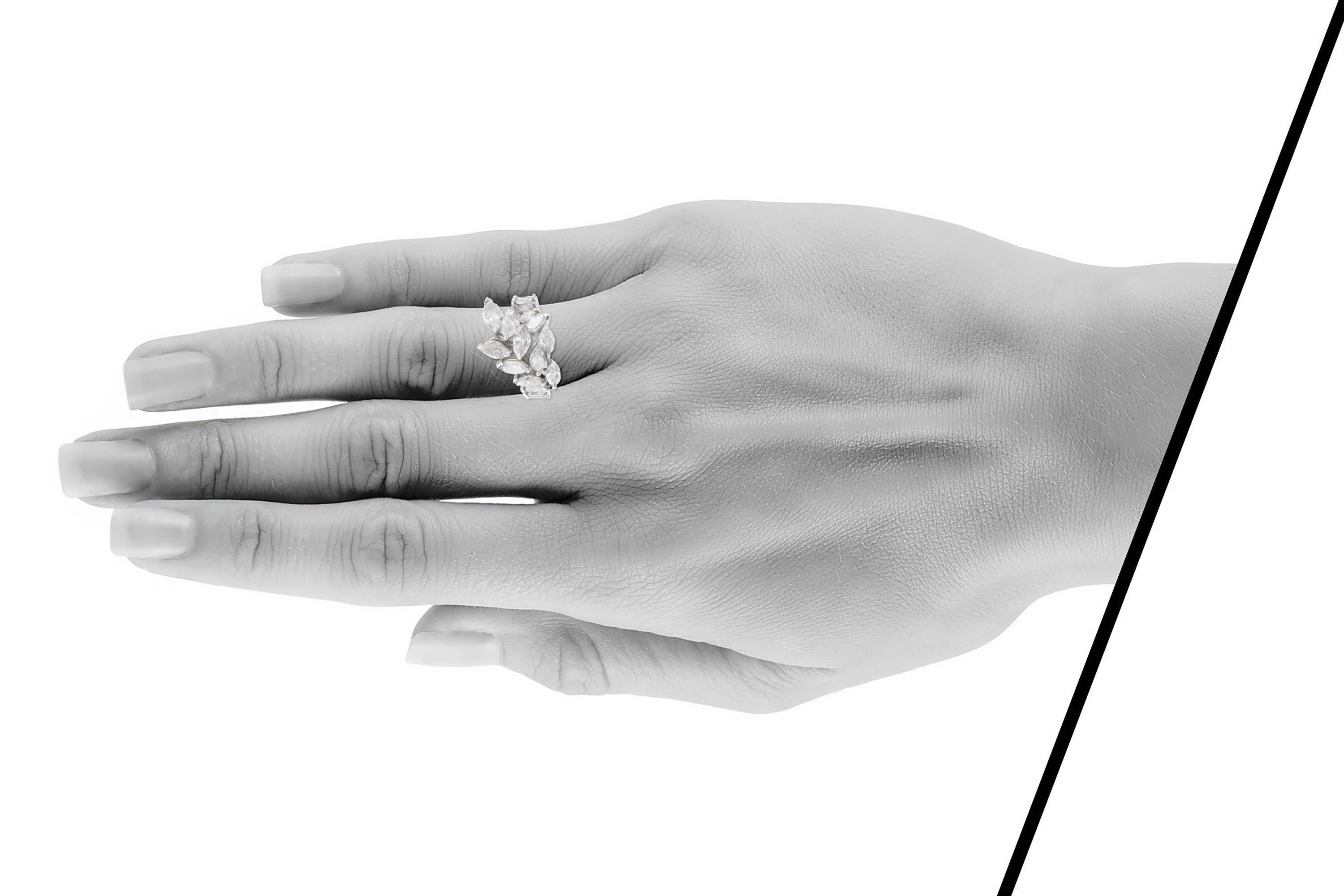 Vintage 1950er Jahre Ring mit 4,00 Karat Diamanten im Marquise-Schliff im Zustand „Gut“ im Angebot in New York, NY