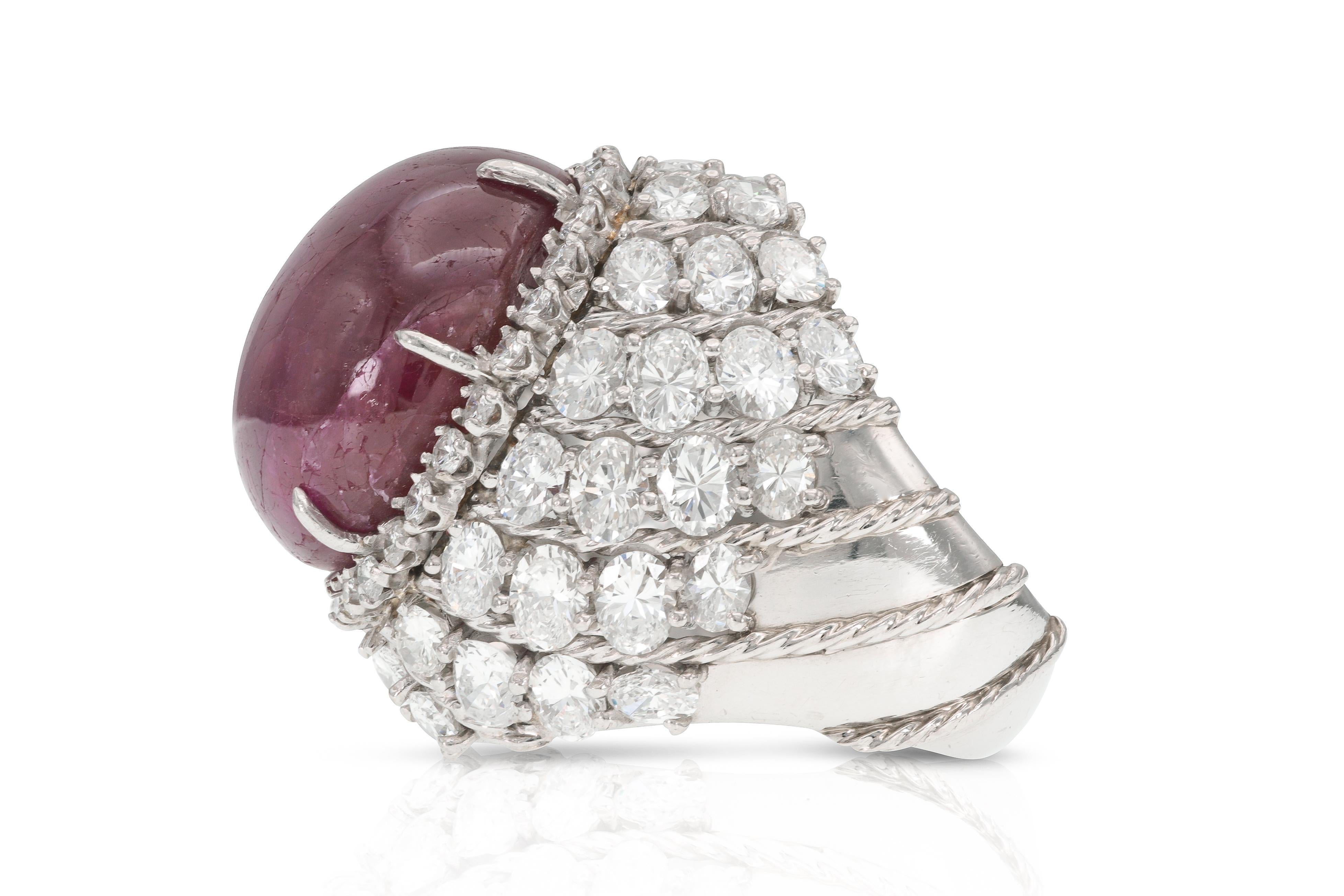 Vintage 1950s 40.73 Carat Cabochon Burma Star Ruby Ring with Diamonds In Good Condition For Sale In New York, NY