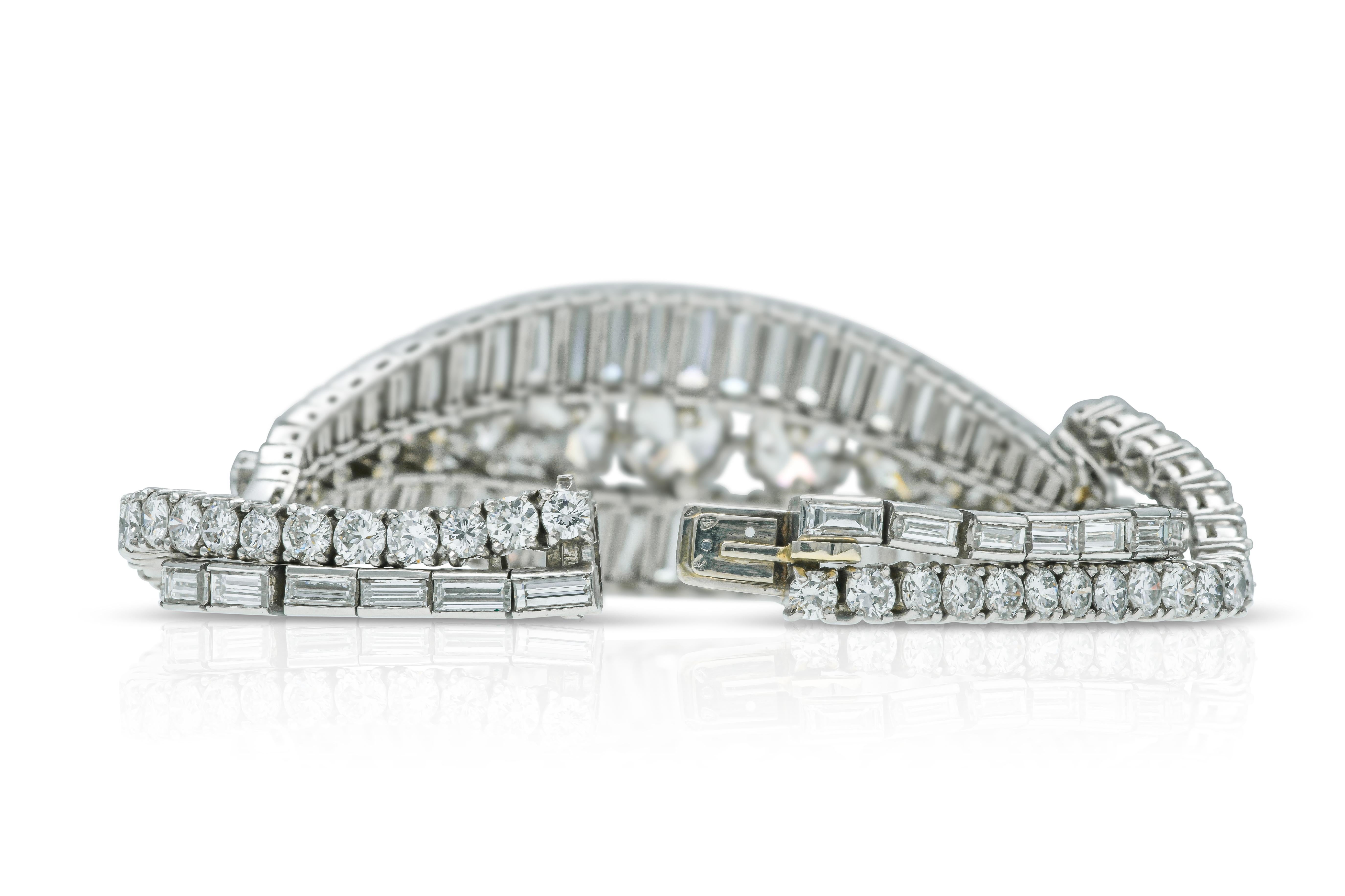 Vintage 1950s 46.75 Carat Round Brilliant and Baguette Cut Diamond Bracelet In Good Condition For Sale In New York, NY