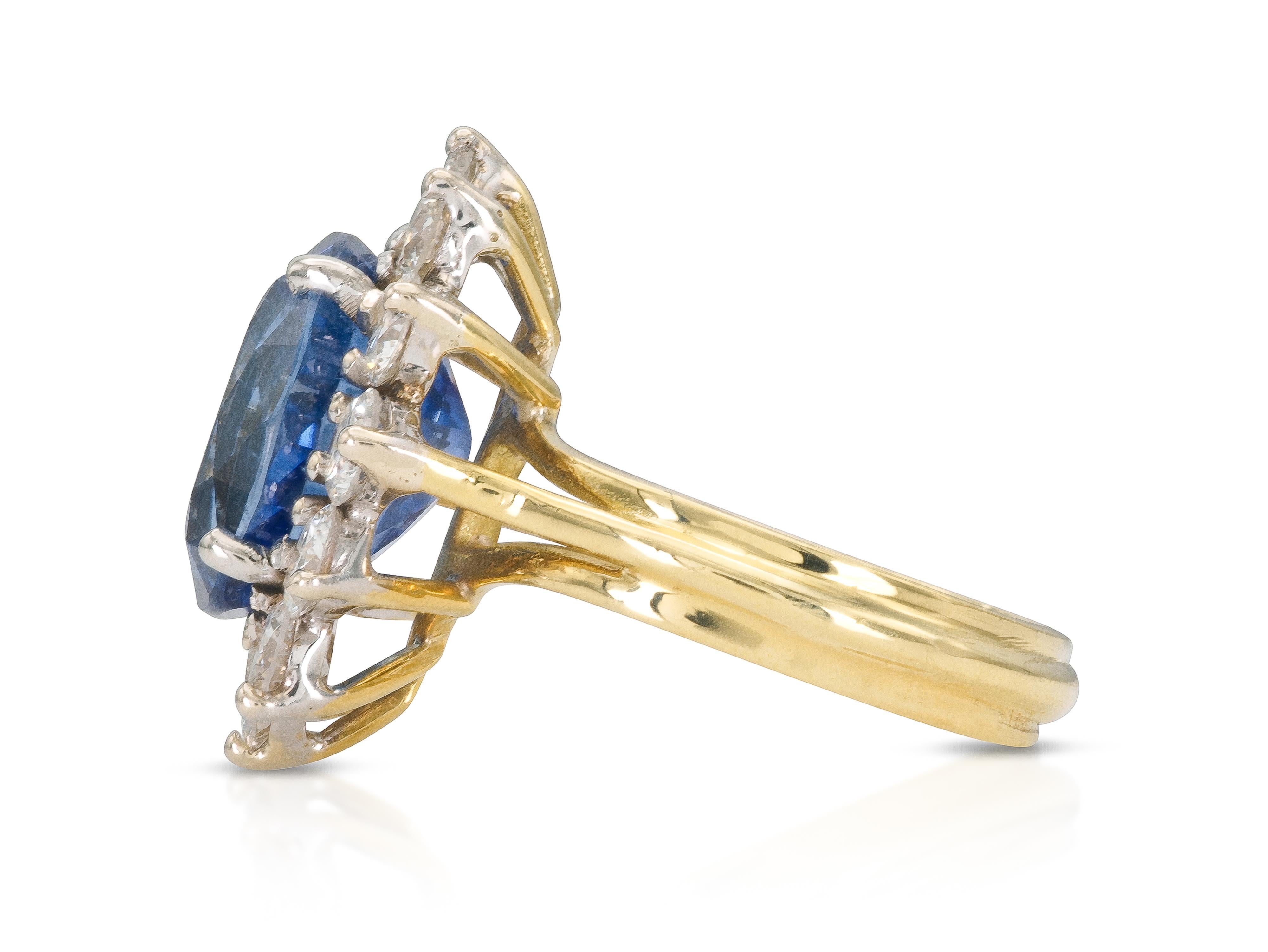 Oval Cut Vintage 1950s 6.21 Carat Ceylon Sapphire and Diamond Cluster Ring For Sale
