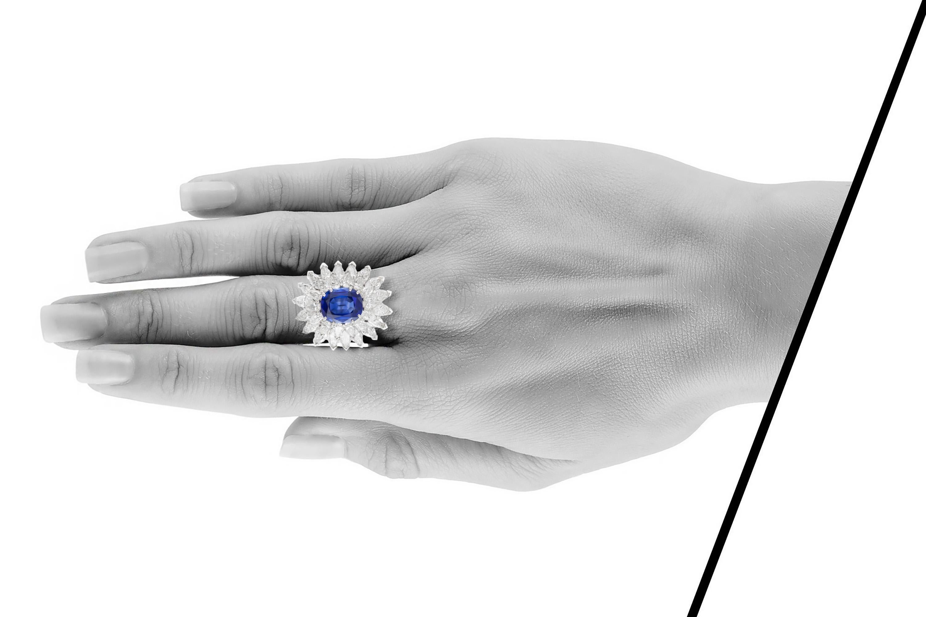 Vintage 1950er Jahre 6,63 Karat Kaschmir-Saphir und 13,00 Karat Diamantring im Zustand „Gut“ im Angebot in New York, NY