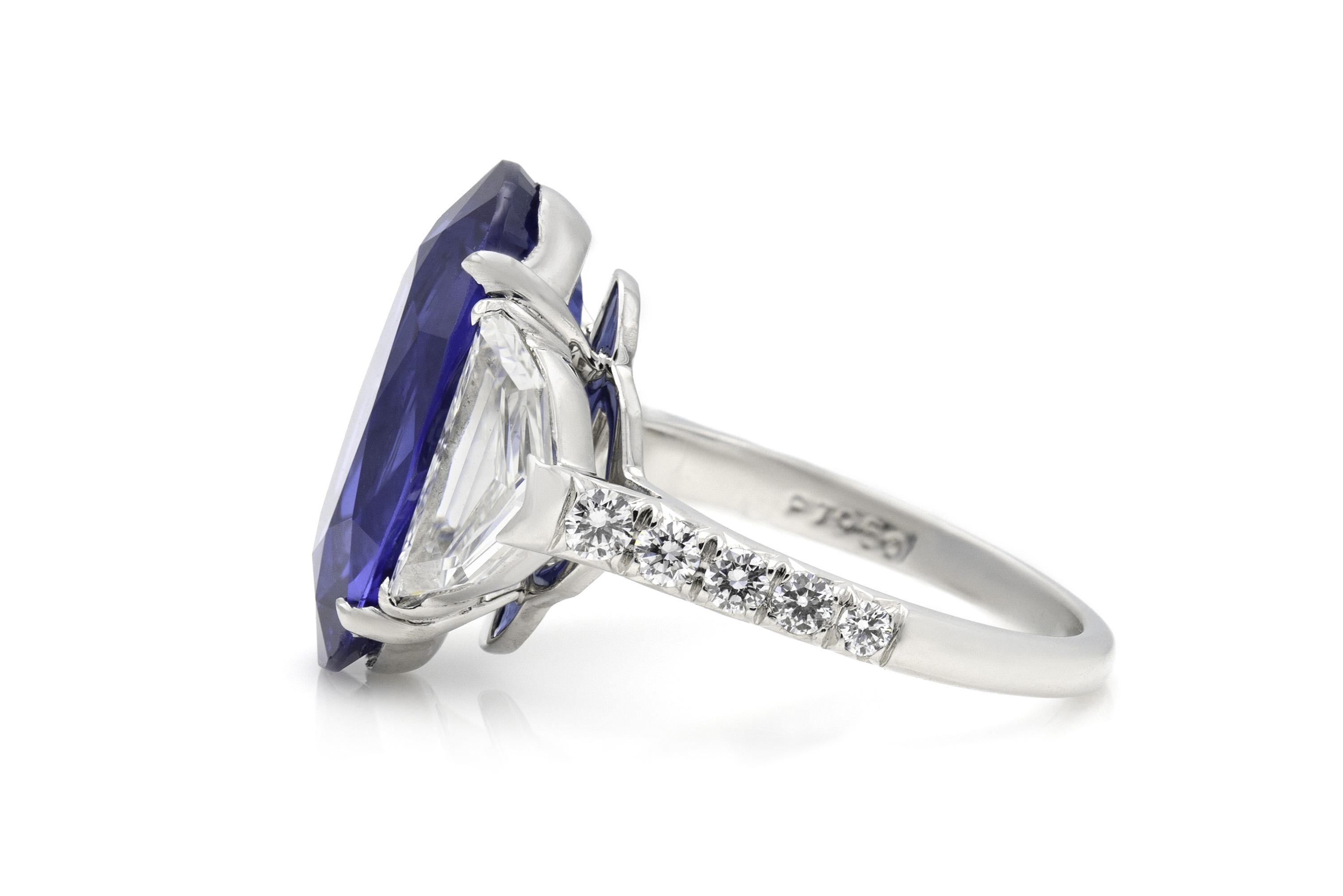 Vintage 1950s 9.78 Carat Oval Cut Burma Sapphire and Shield Cut Diamonds Ring In Good Condition For Sale In New York, NY