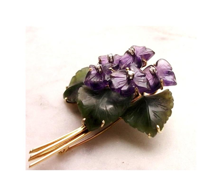 Women's or Men's Vintage 1950s Amethyst Jade Diamonds 14k Yellow Gold Bouquet of Violets Brooch