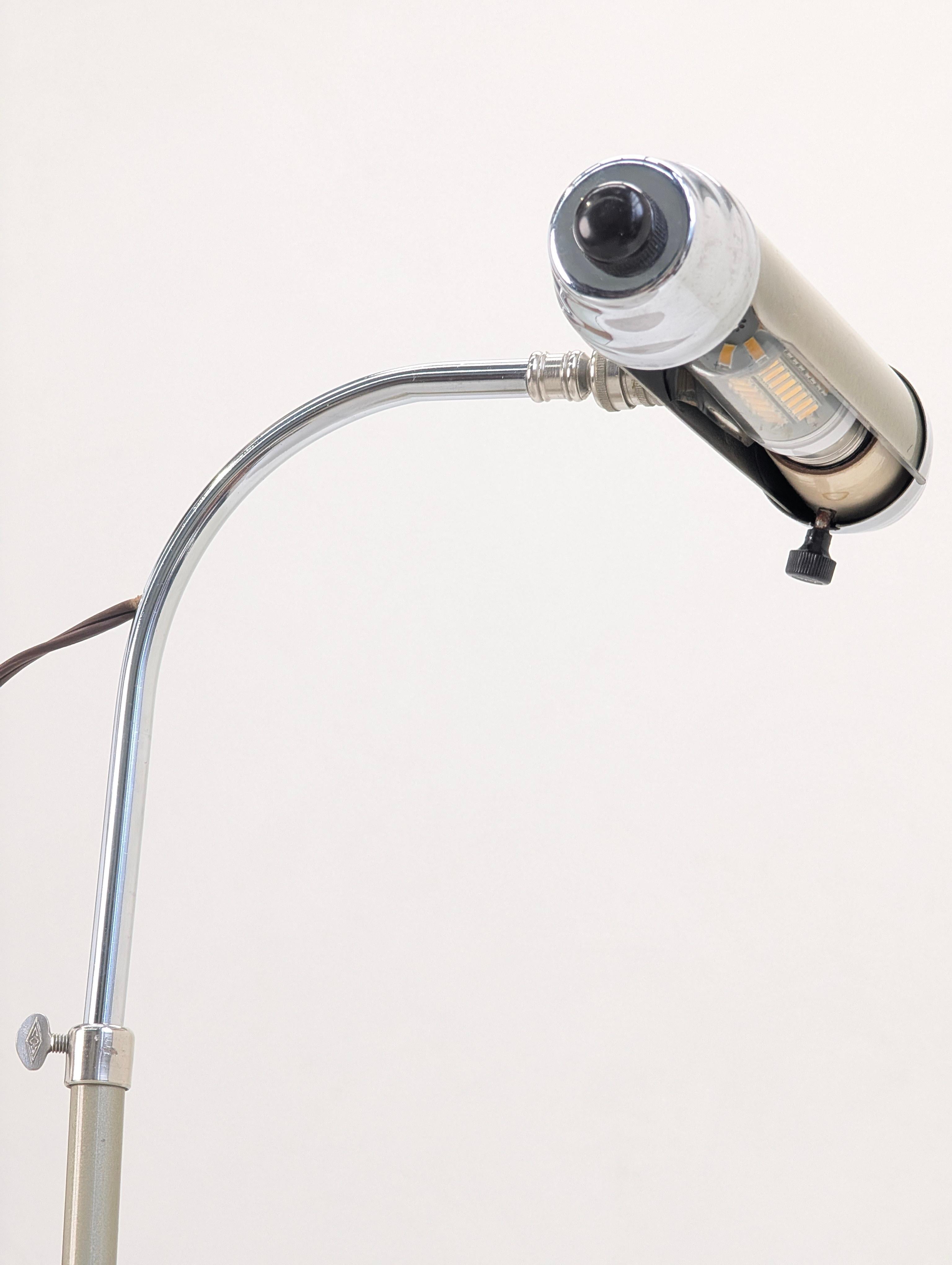Steel Vintage 1950s Art Deco Banker's Lamp by Radionic Trans Co For Sale
