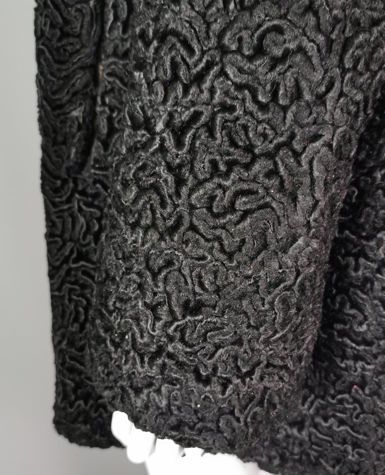 Manteau Vintage Astrakan Col Vison Années 60 - Taille 40, Noir, Longueur 100 Cm, Fabriqué En France