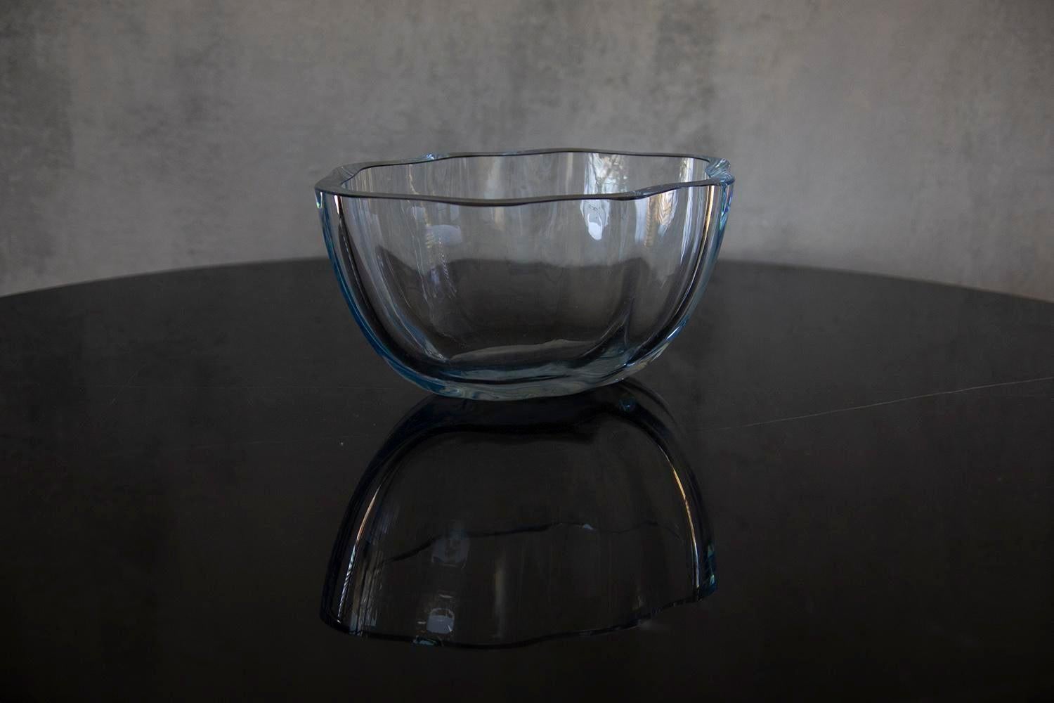Mid-Century Modern Vintage 1950s Ata Strömberg for Strombergshyttan Crystal Bowl For Sale